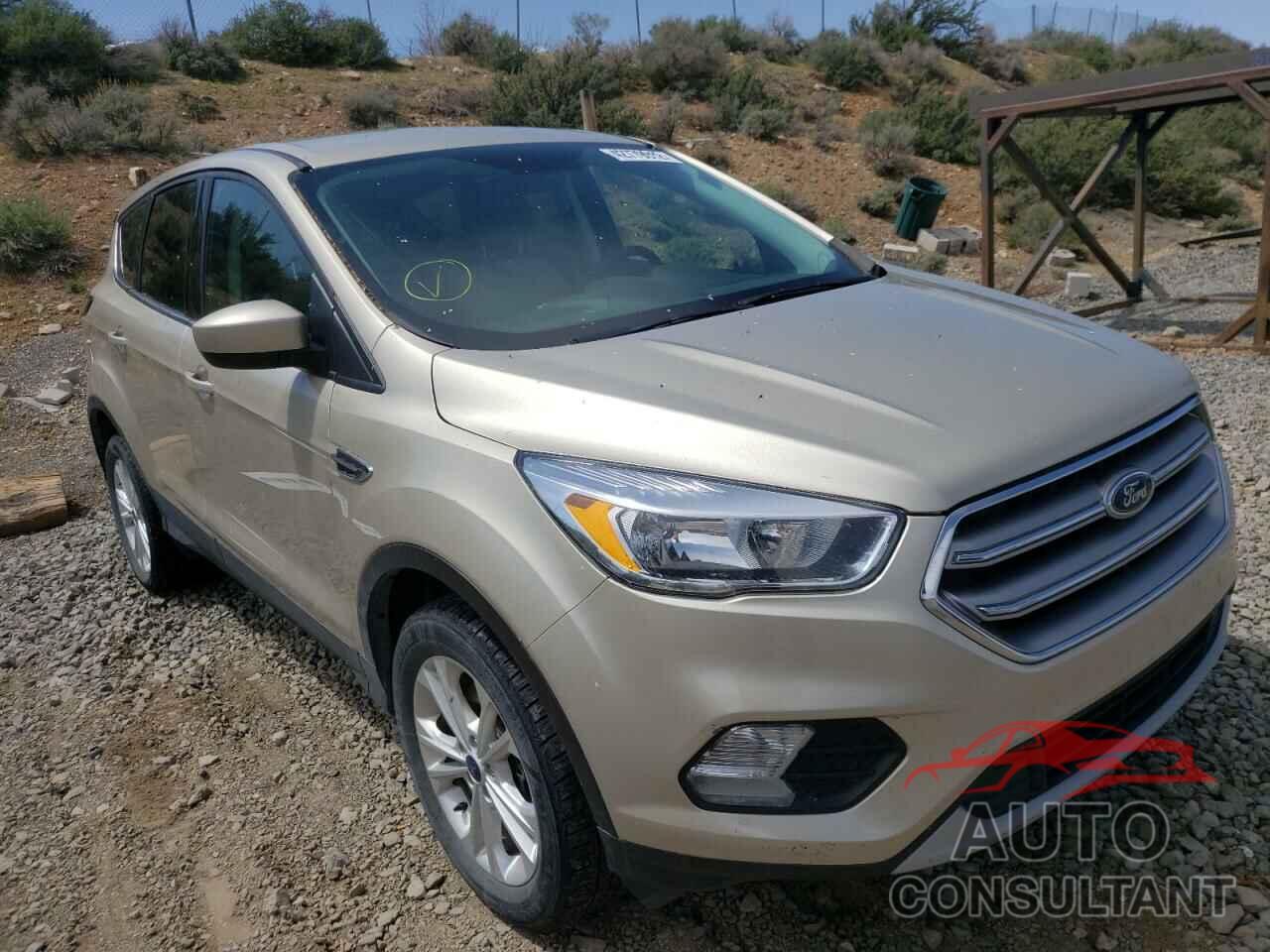 FORD ESCAPE 2017 - 1FMCU9GD2HUF05469