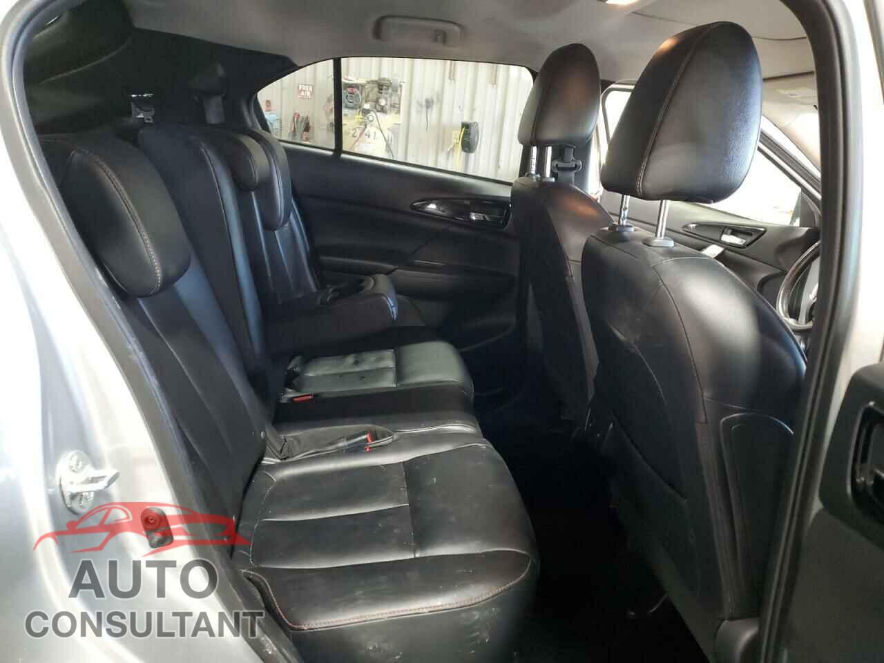 MITSUBISHI ECLIPSE 2018 - JA4AT5AA1JZ067892