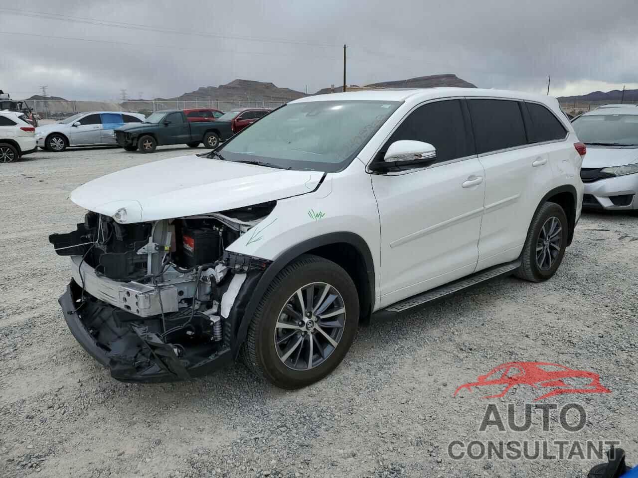 TOYOTA HIGHLANDER 2018 - 5TDJZRFH3JS485096