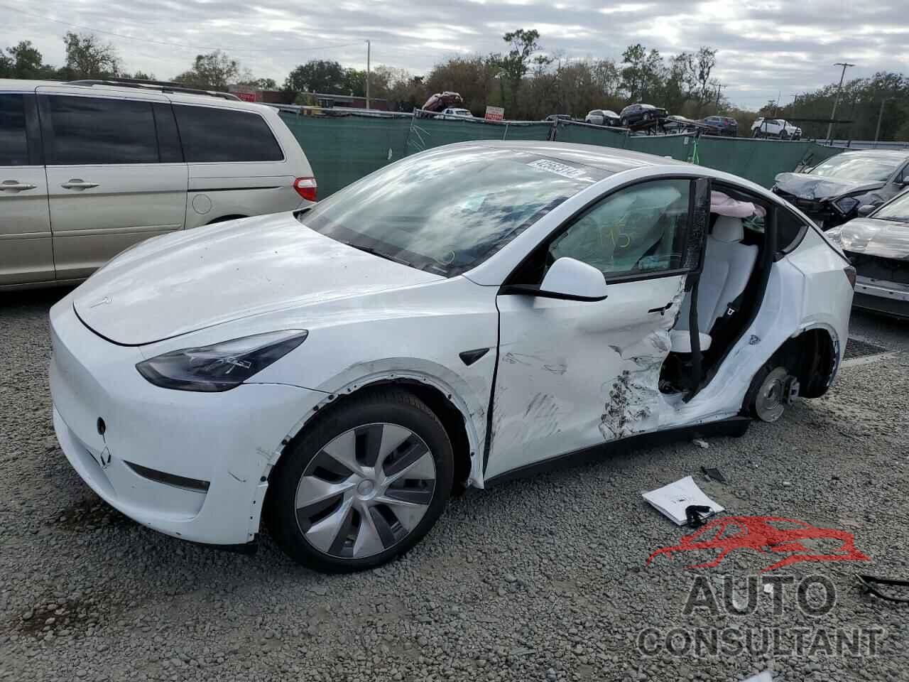 TESLA MODEL Y 2023 - 7SAYGDEE0PA205291