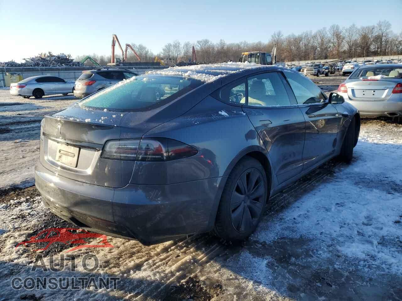 TESLA MODEL S 2022 - 5YJSA1E59NF486526