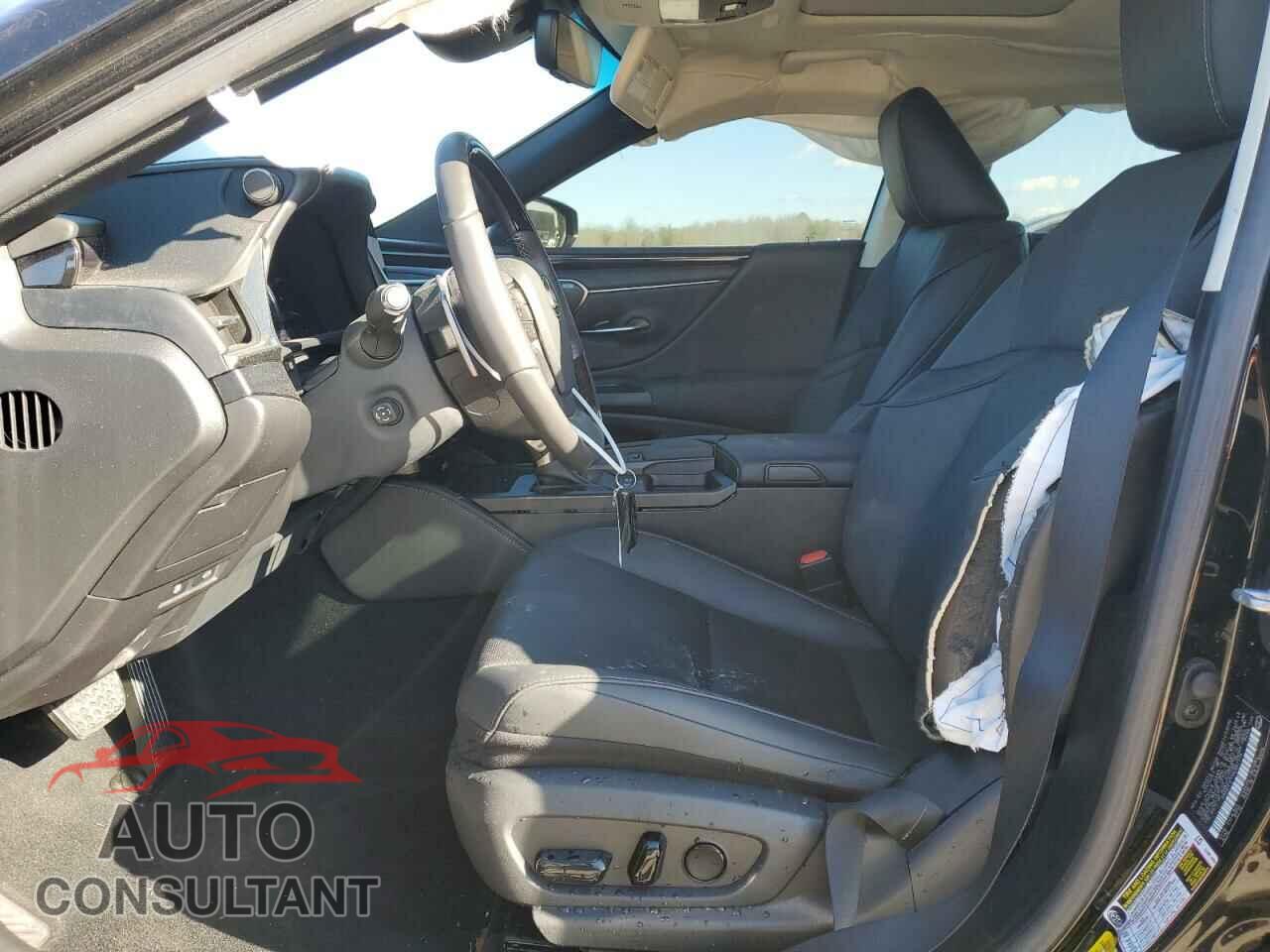 LEXUS ES300 2021 - 58ADA1C11MU007776