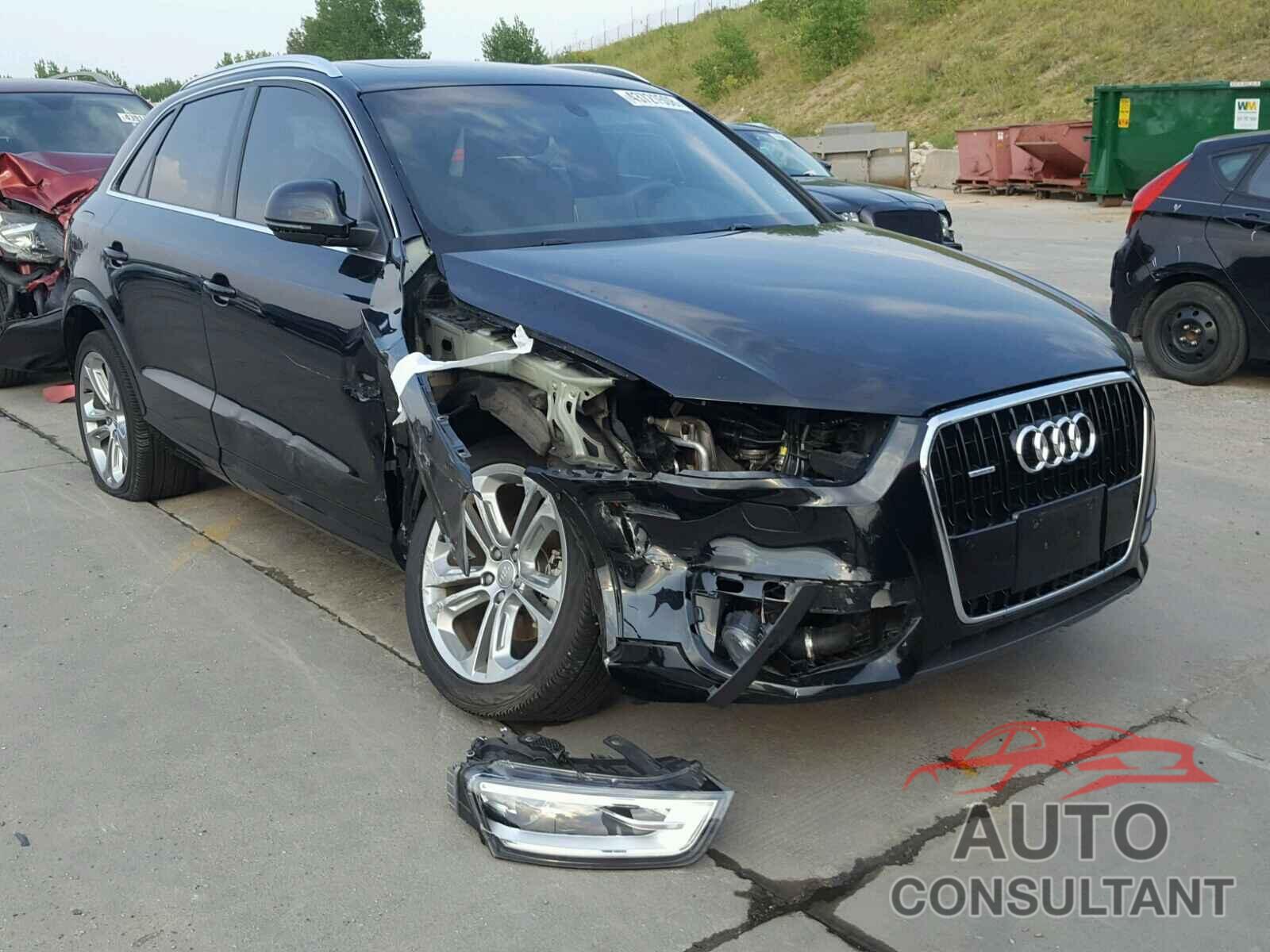 AUDI Q3 PRESTIGE 2015 - WA1GFCFS5FR014398