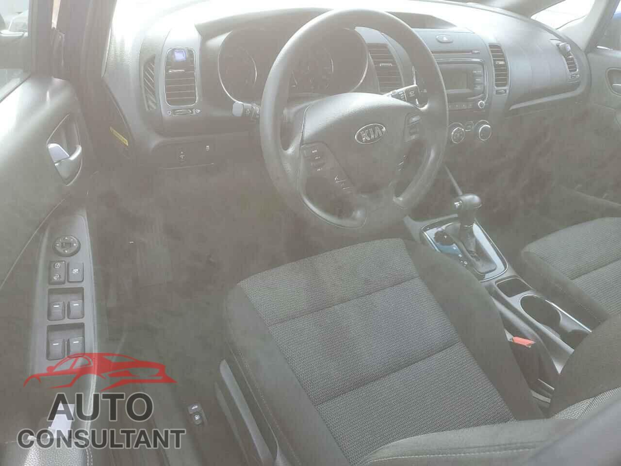 KIA FORTE 2017 - 3KPFK4A77HE060917