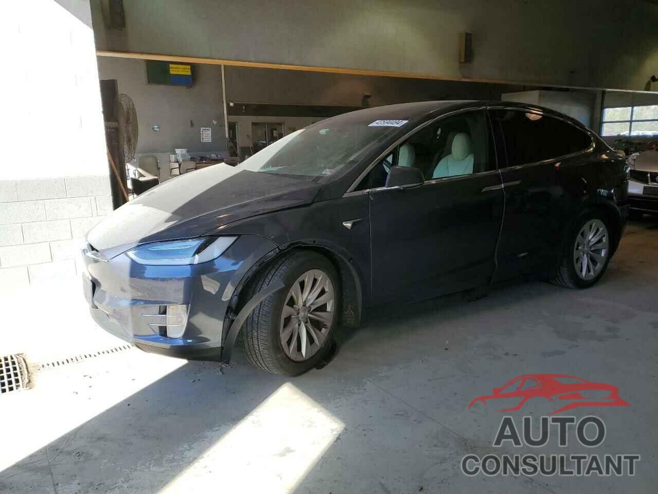 TESLA MODEL X 2020 - 5YJXCBE2XLF228749