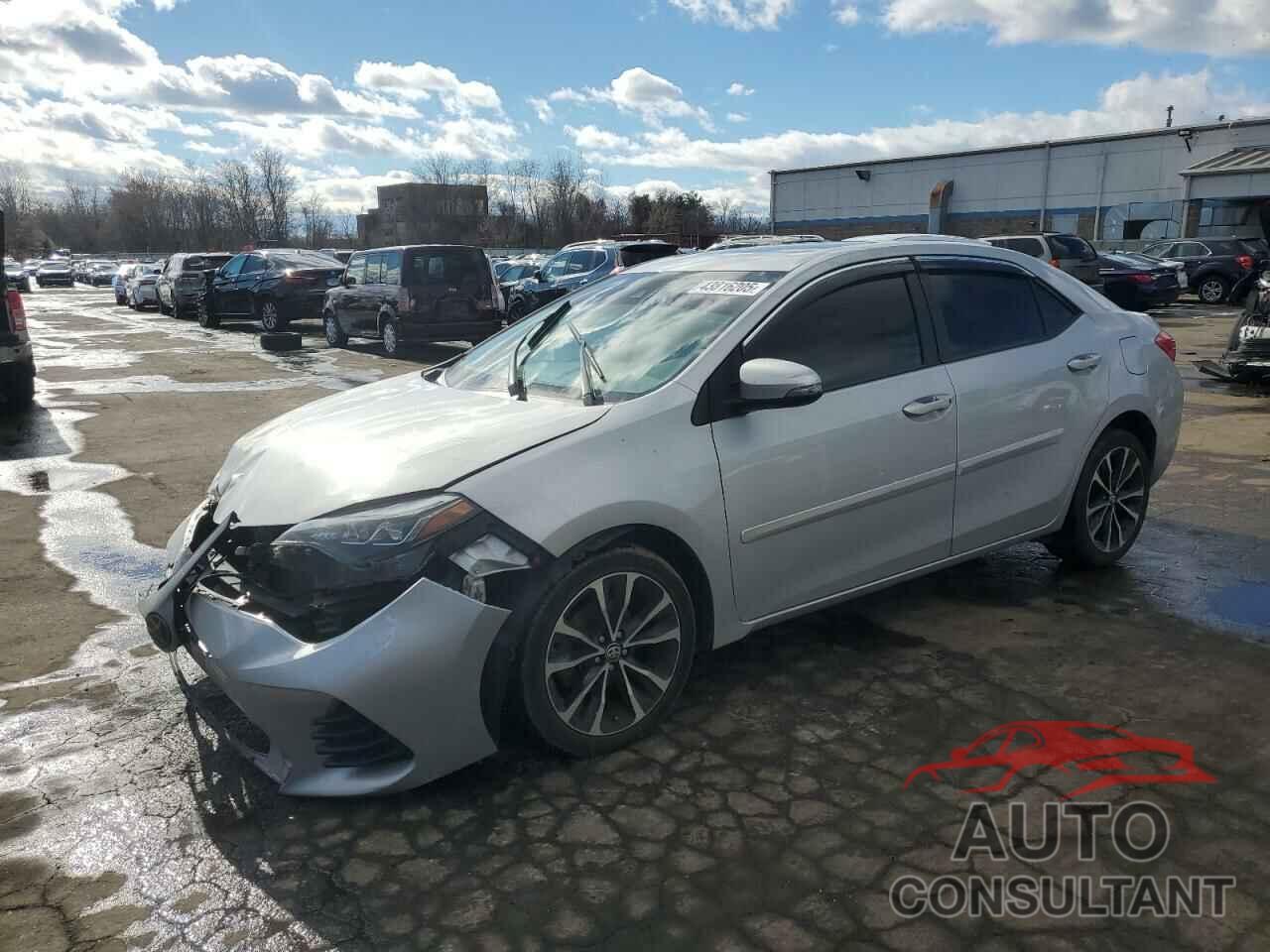 TOYOTA COROLLA 2018 - 5YFBURHE9JP800983