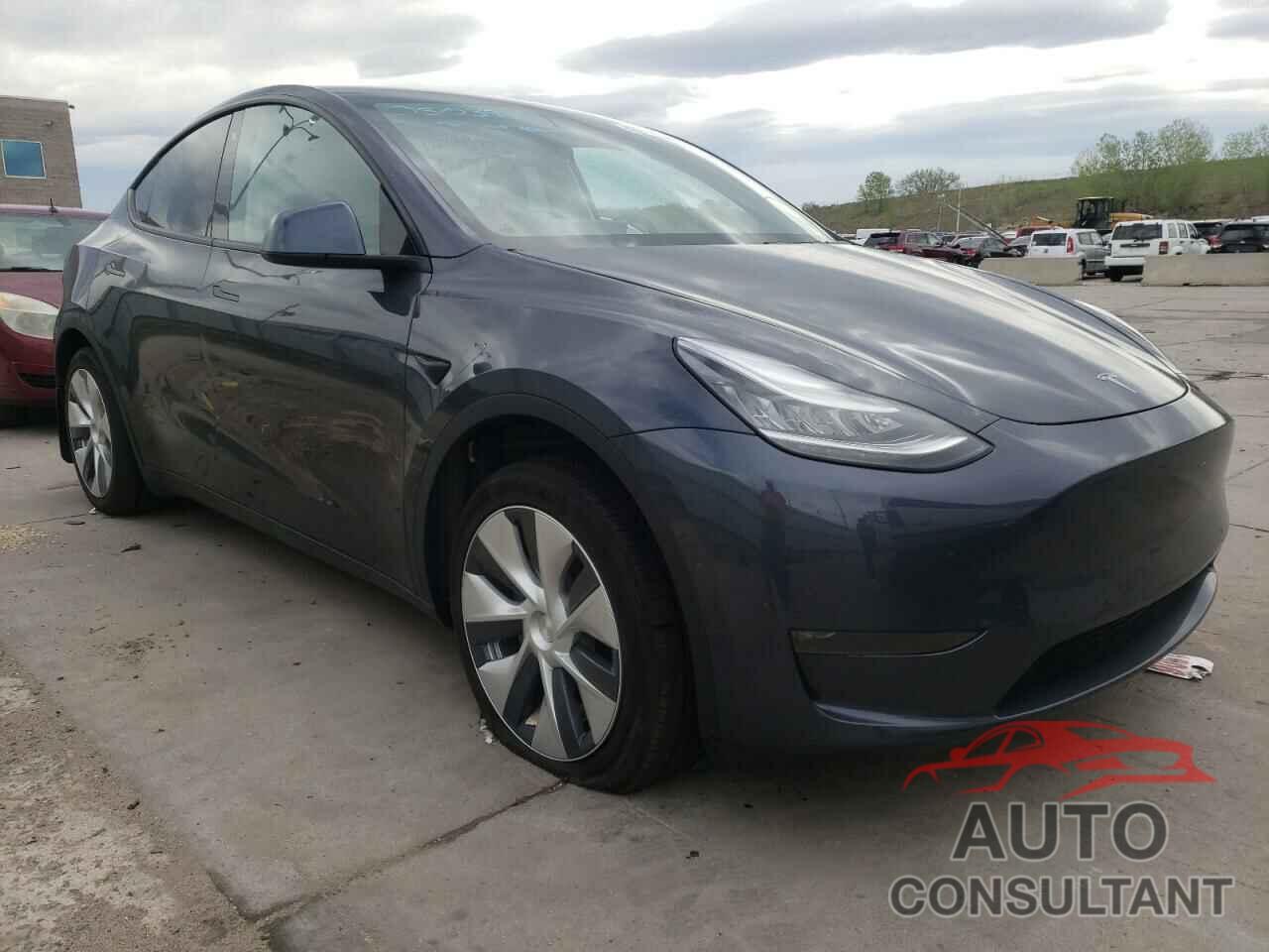 TESLA MODEL Y 2020 - 5YJYGDEE4LF050397