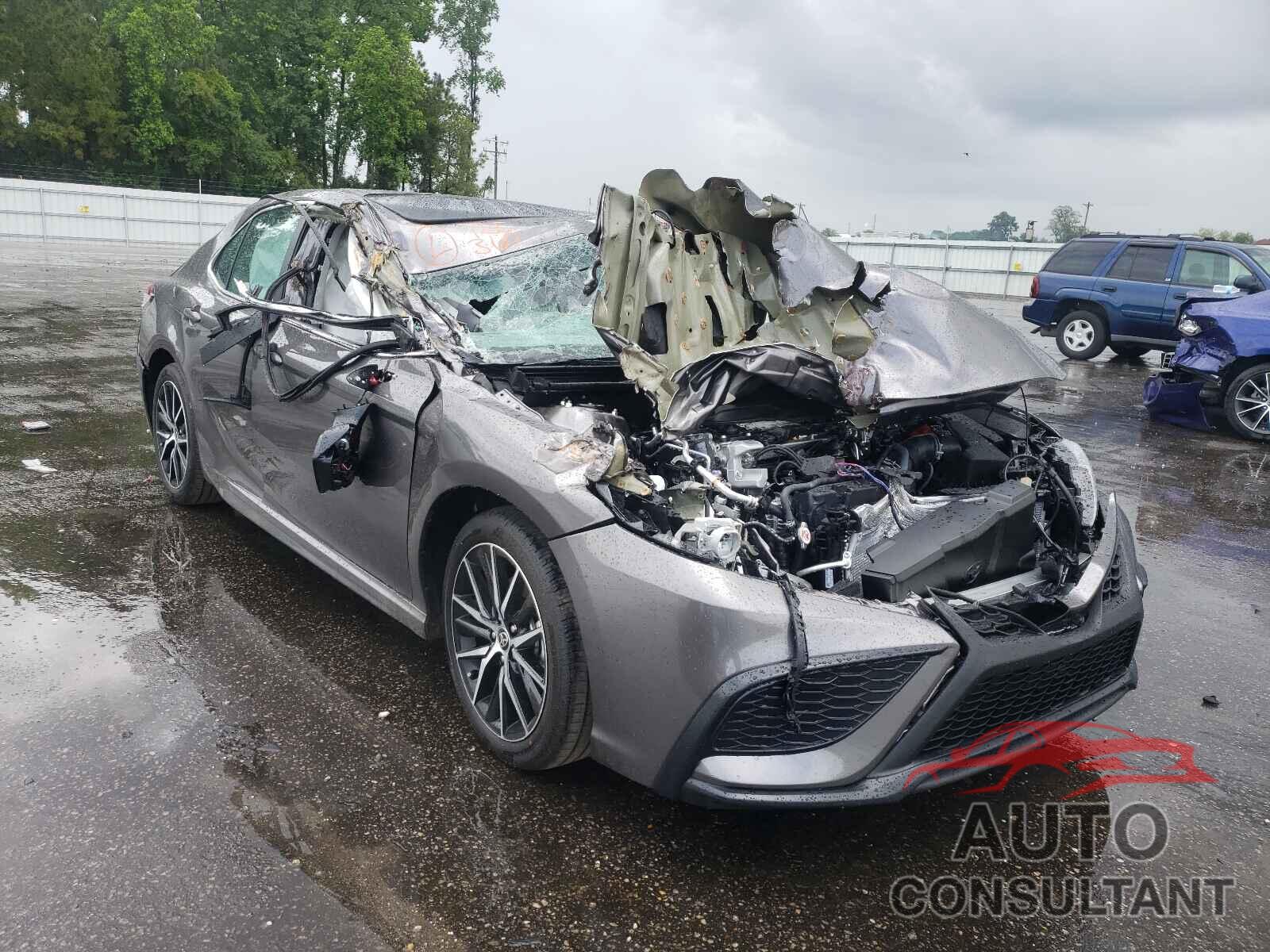 TOYOTA CAMRY 2021 - 4T1T11AK8MU575229