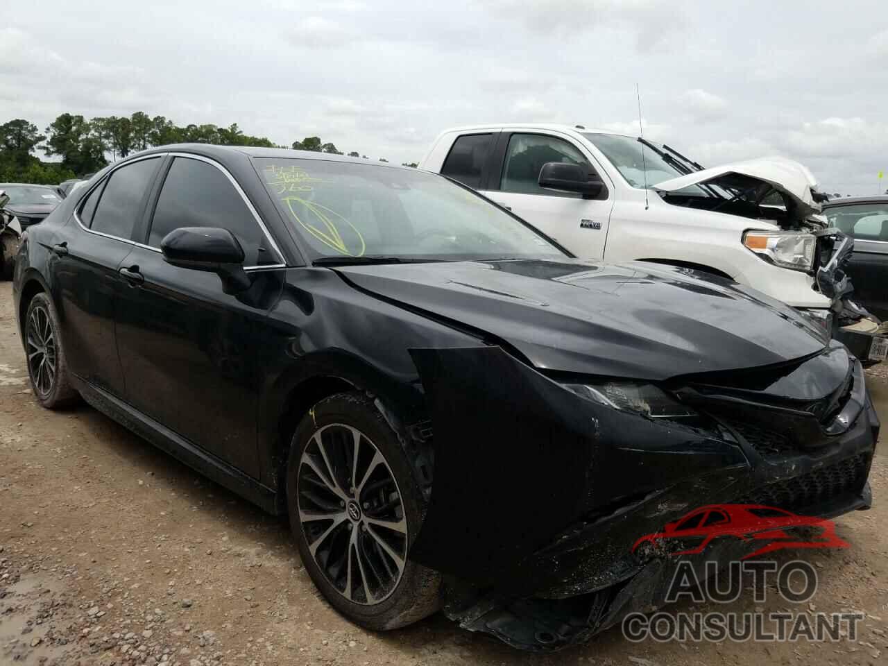 TOYOTA CAMRY 2018 - 4T1B11HK7JU575140