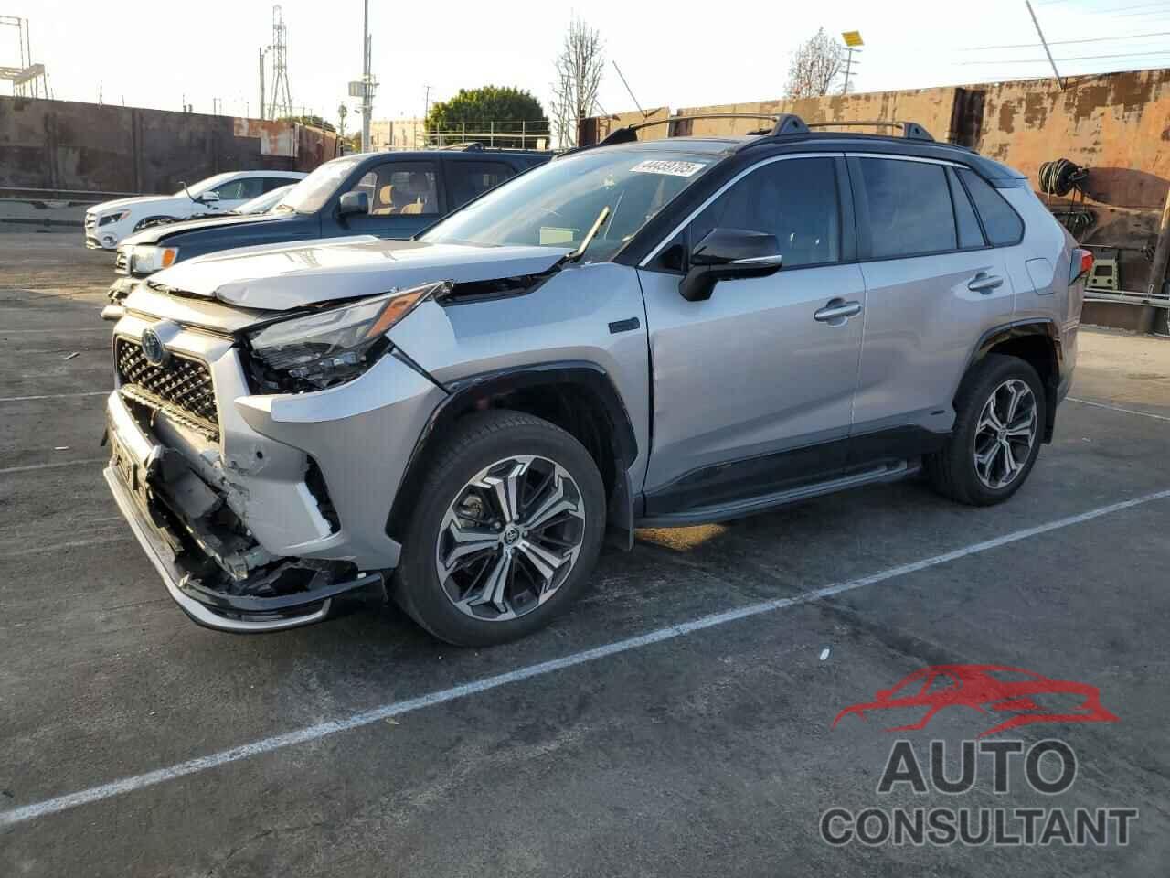 TOYOTA RAV4 2022 - JTMFB3FV5ND100751