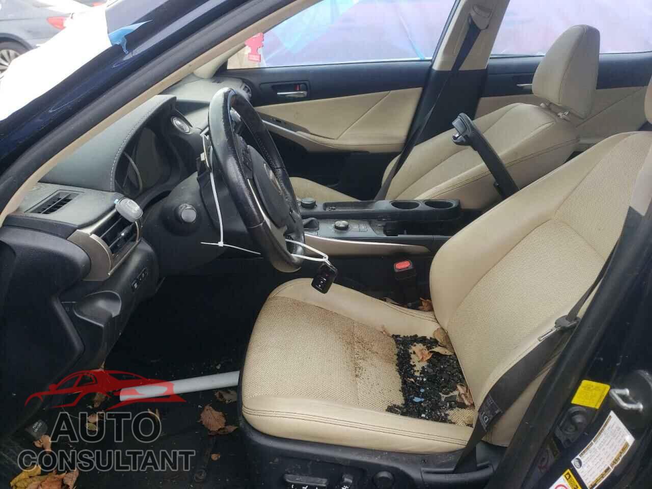 LEXUS IS 2015 - JTHBF1D23F5068375