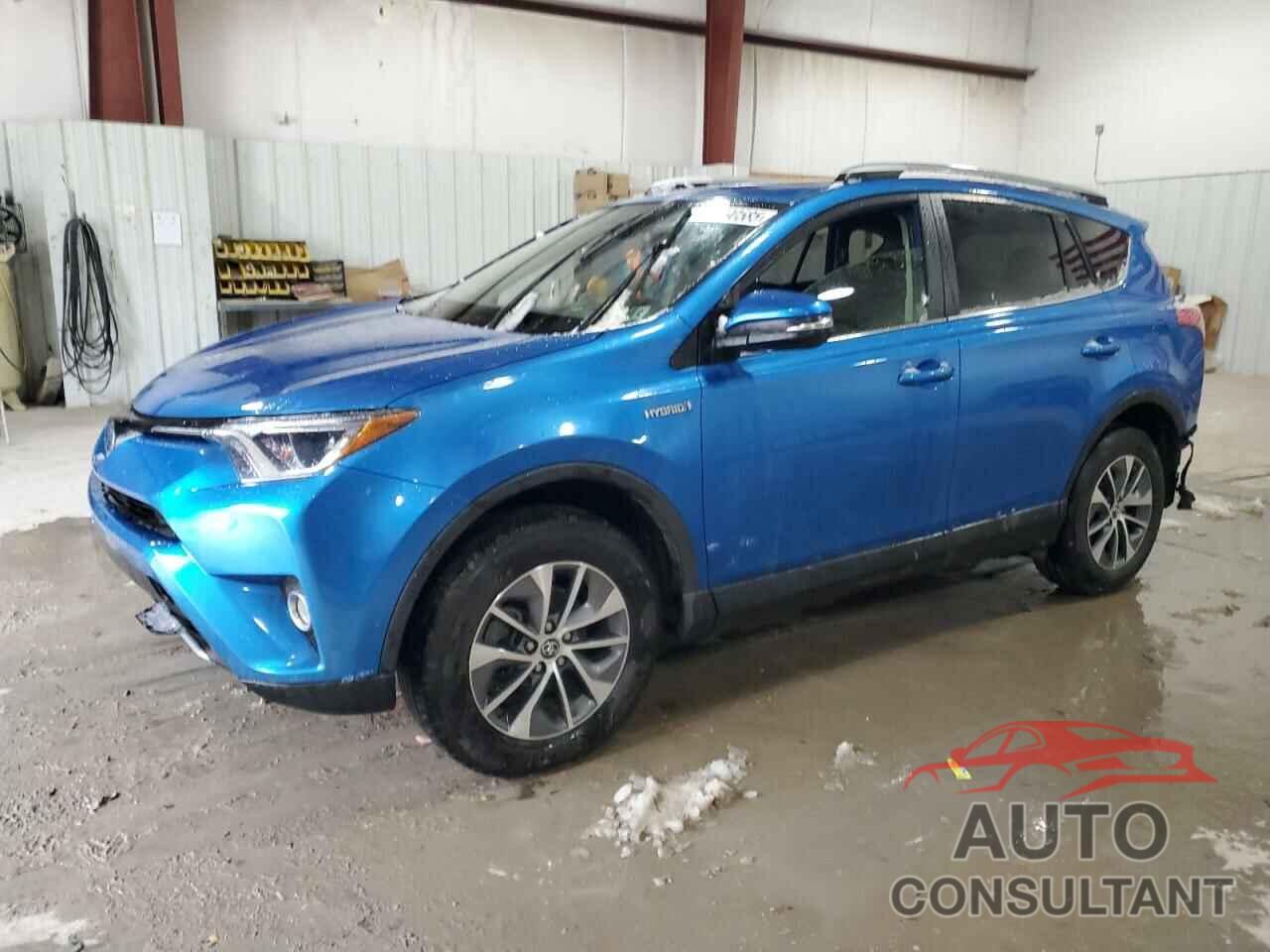 TOYOTA RAV4 2017 - JTMRJREV6HD063282