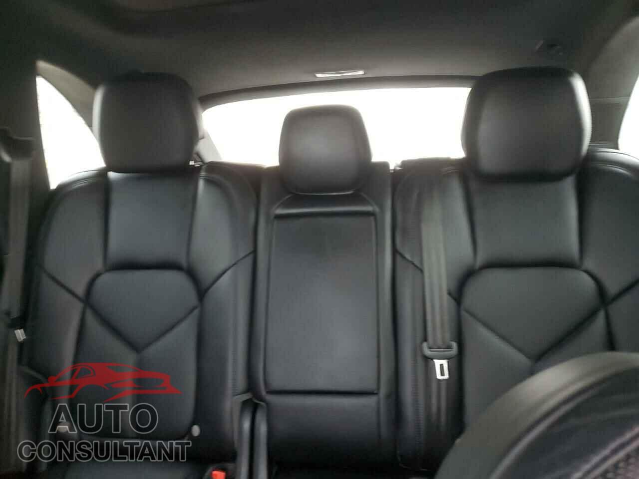 PORSCHE CAYENNE 2016 - WP1AD2A23GLA71527