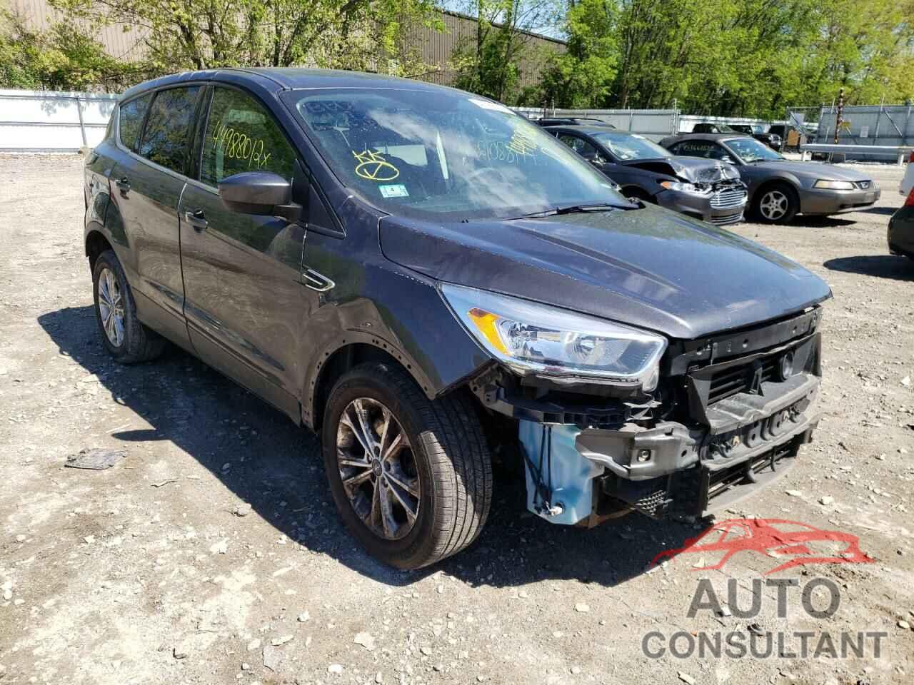 FORD ESCAPE 2017 - 1FMCU0G9XHUB05487