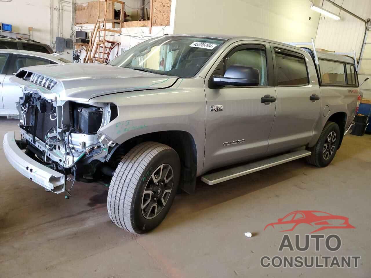 TOYOTA TUNDRA 2018 - 5TFDW5F15JX749592