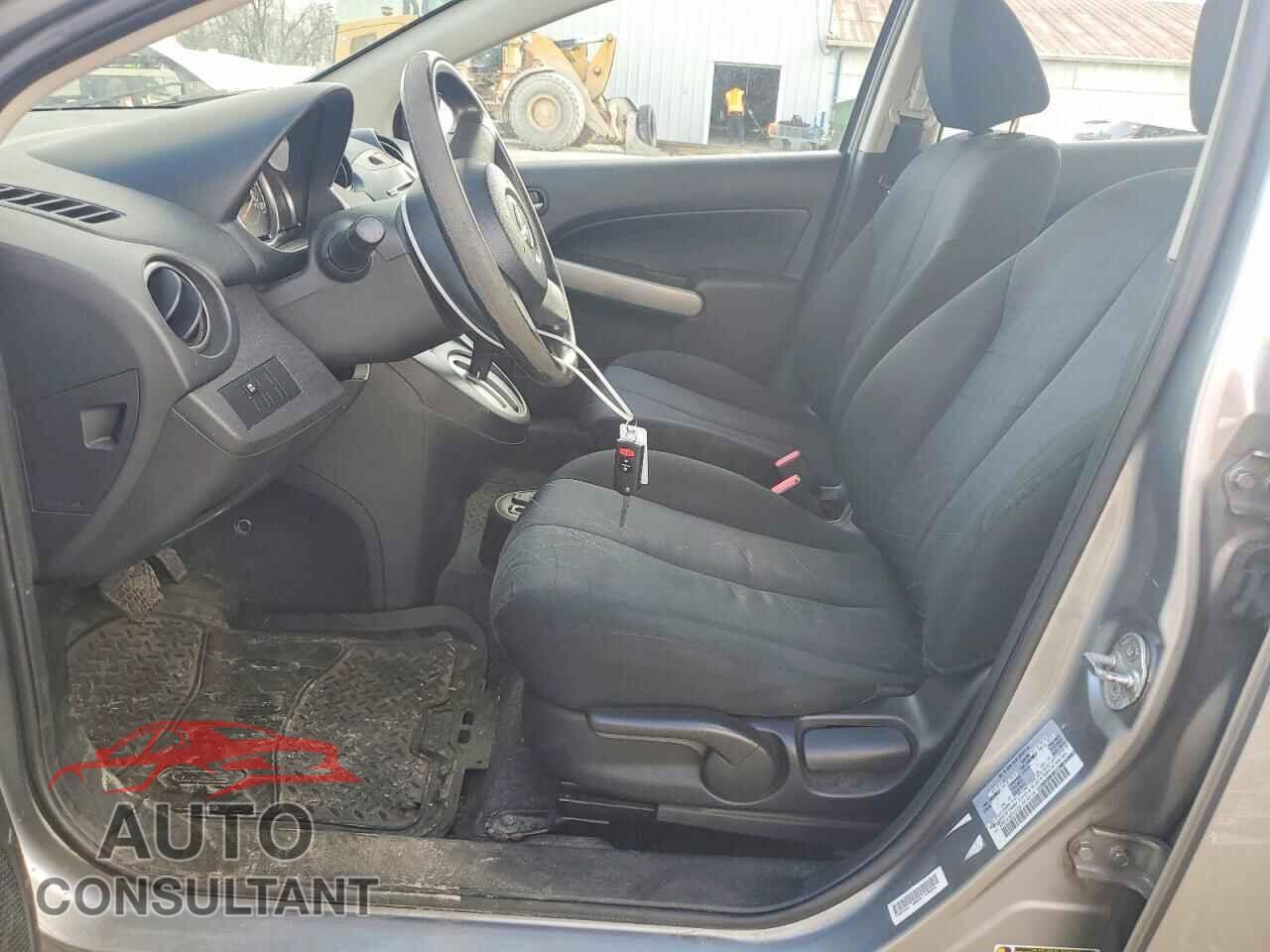 MAZDA 2 2014 - JM1DE1KY6E0181804