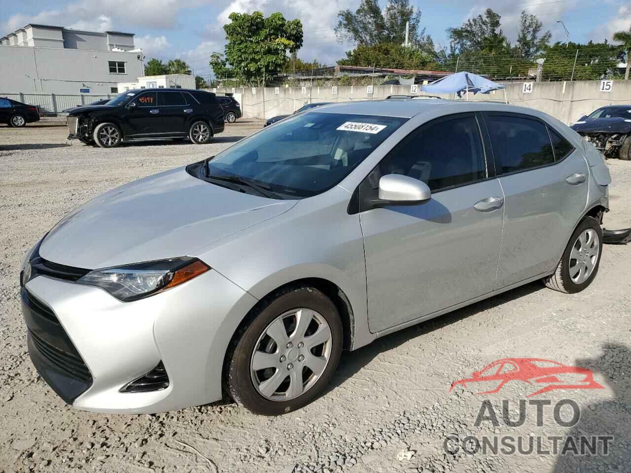 TOYOTA COROLLA 2018 - 5YFBURHE5JP850389