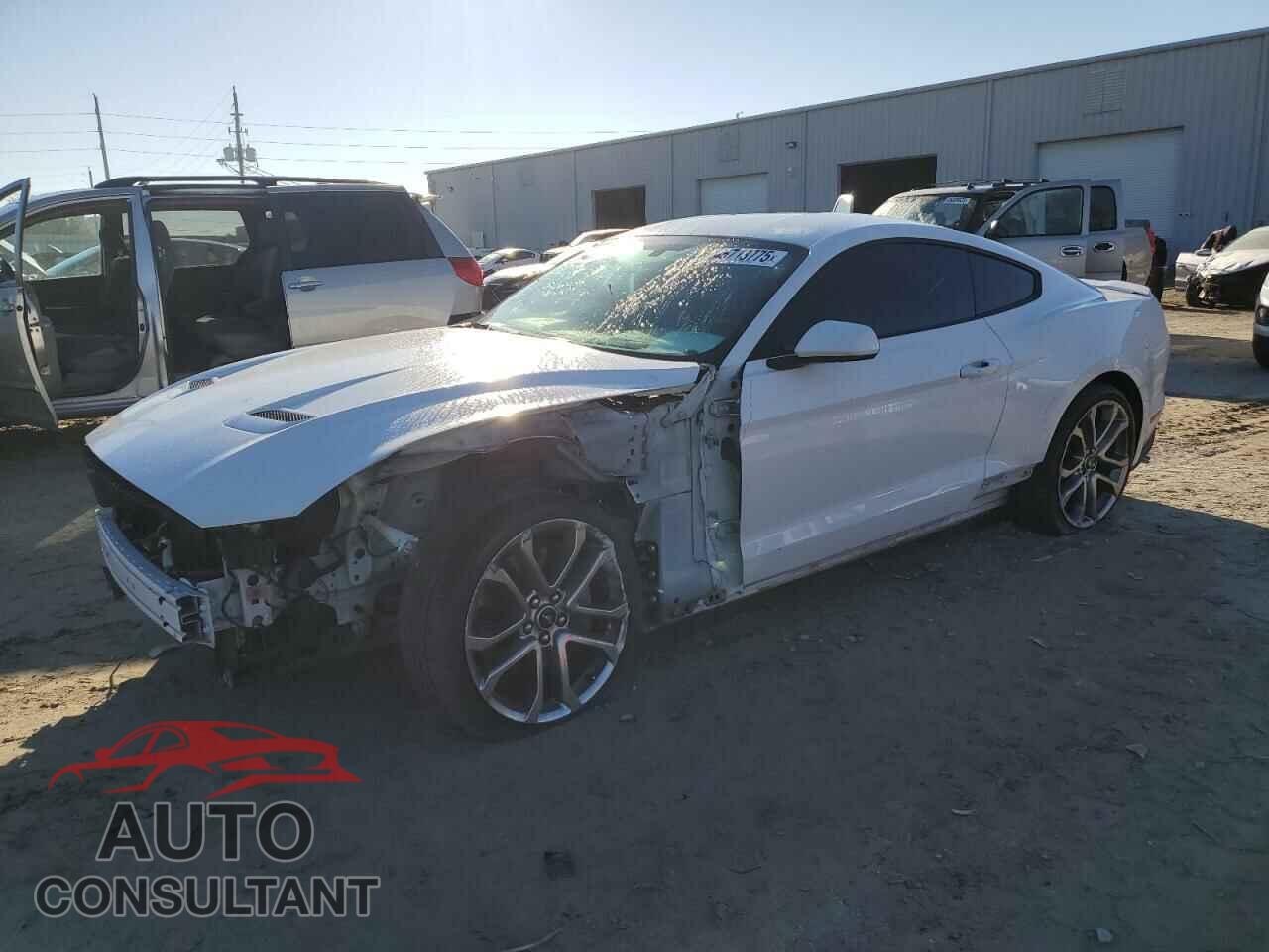 FORD MUSTANG 2018 - 1FA6P8CF6J5123431