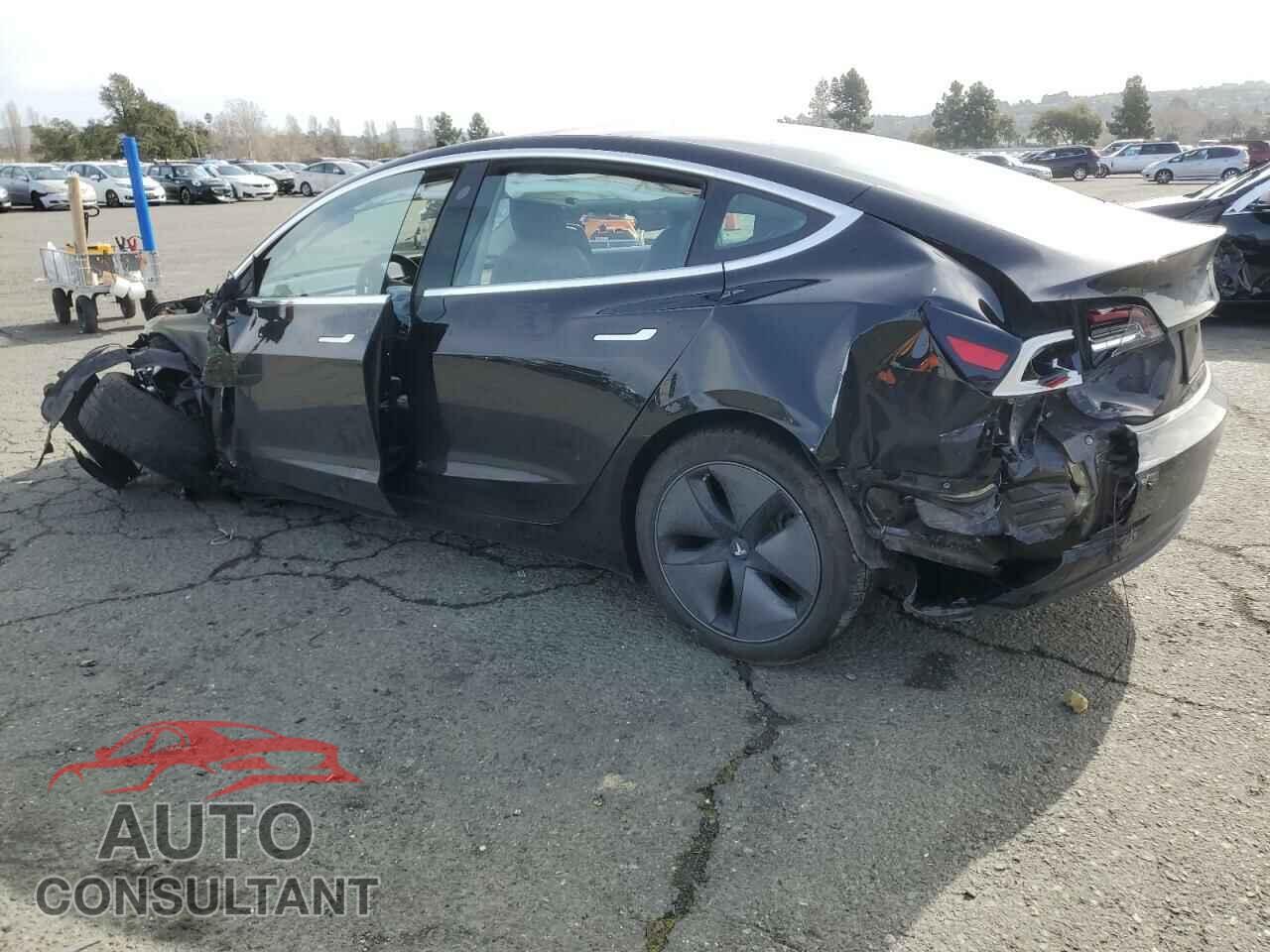 TESLA MODEL 3 2018 - 5YJ3E1EA0JF172084