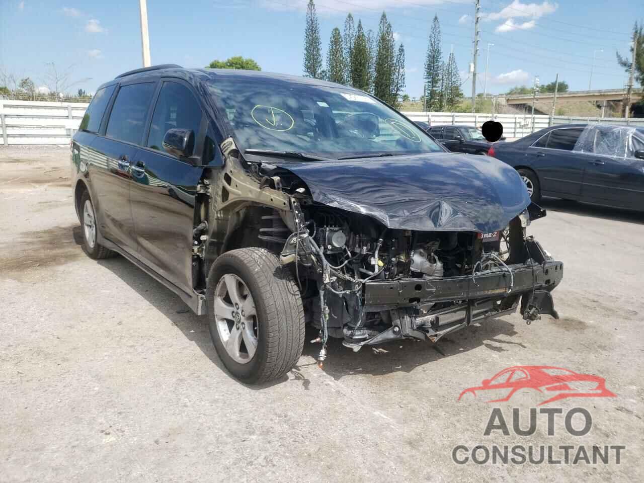 TOYOTA SIENNA 2019 - 5TDKZ3DCXKS980258