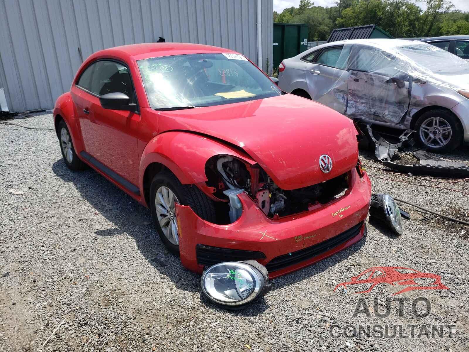VOLKSWAGEN BEETLE 2017 - 3VWF17AT5HM621992
