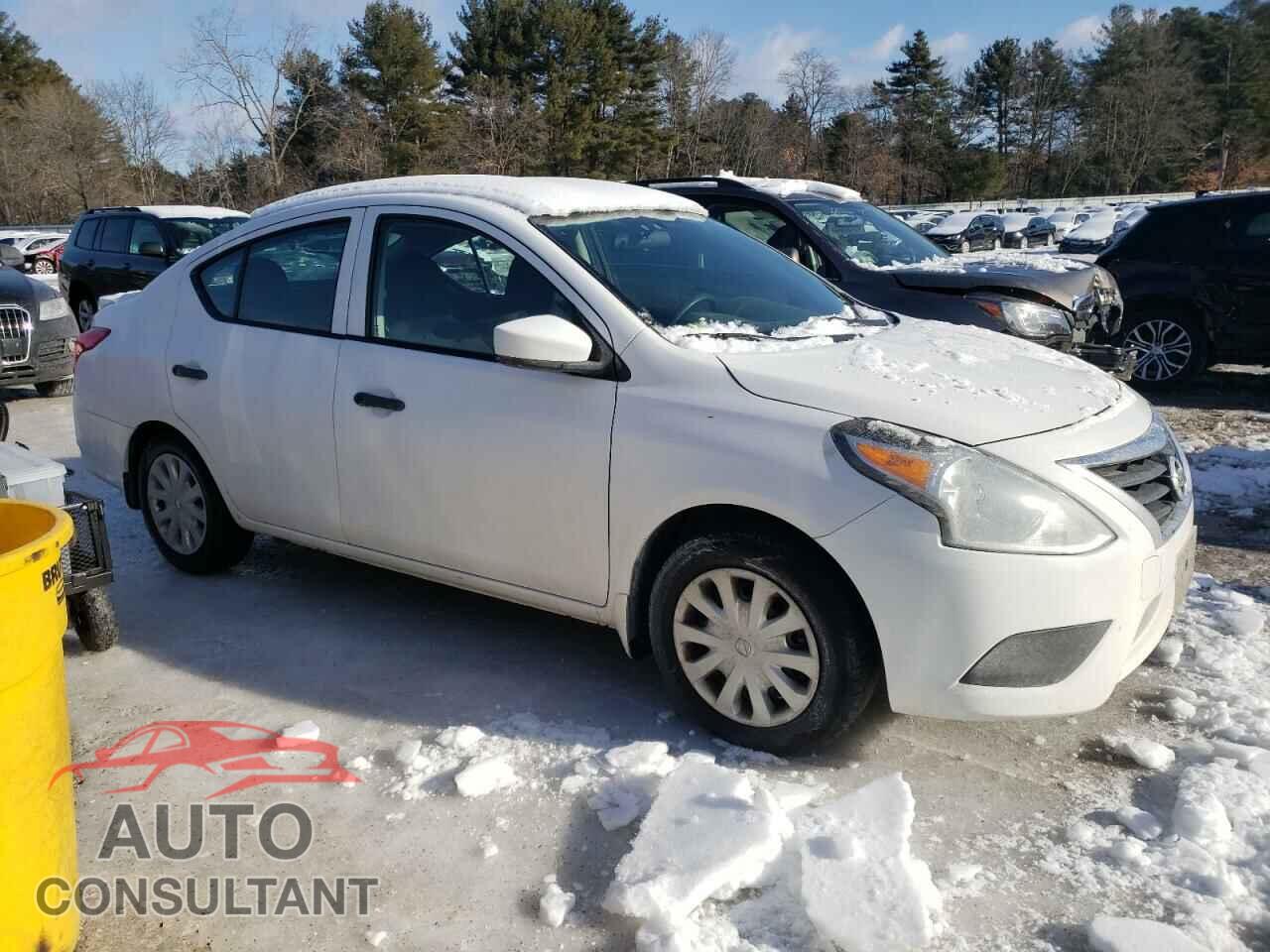NISSAN VERSA 2017 - 3N1CN7AP3HL823977