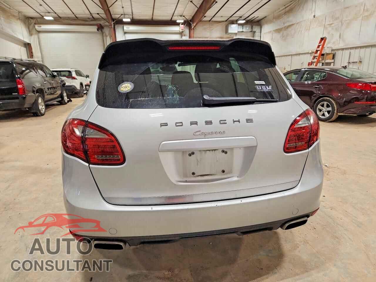 PORSCHE CAYENNE 2012 - WP1AA2A26CLA08974