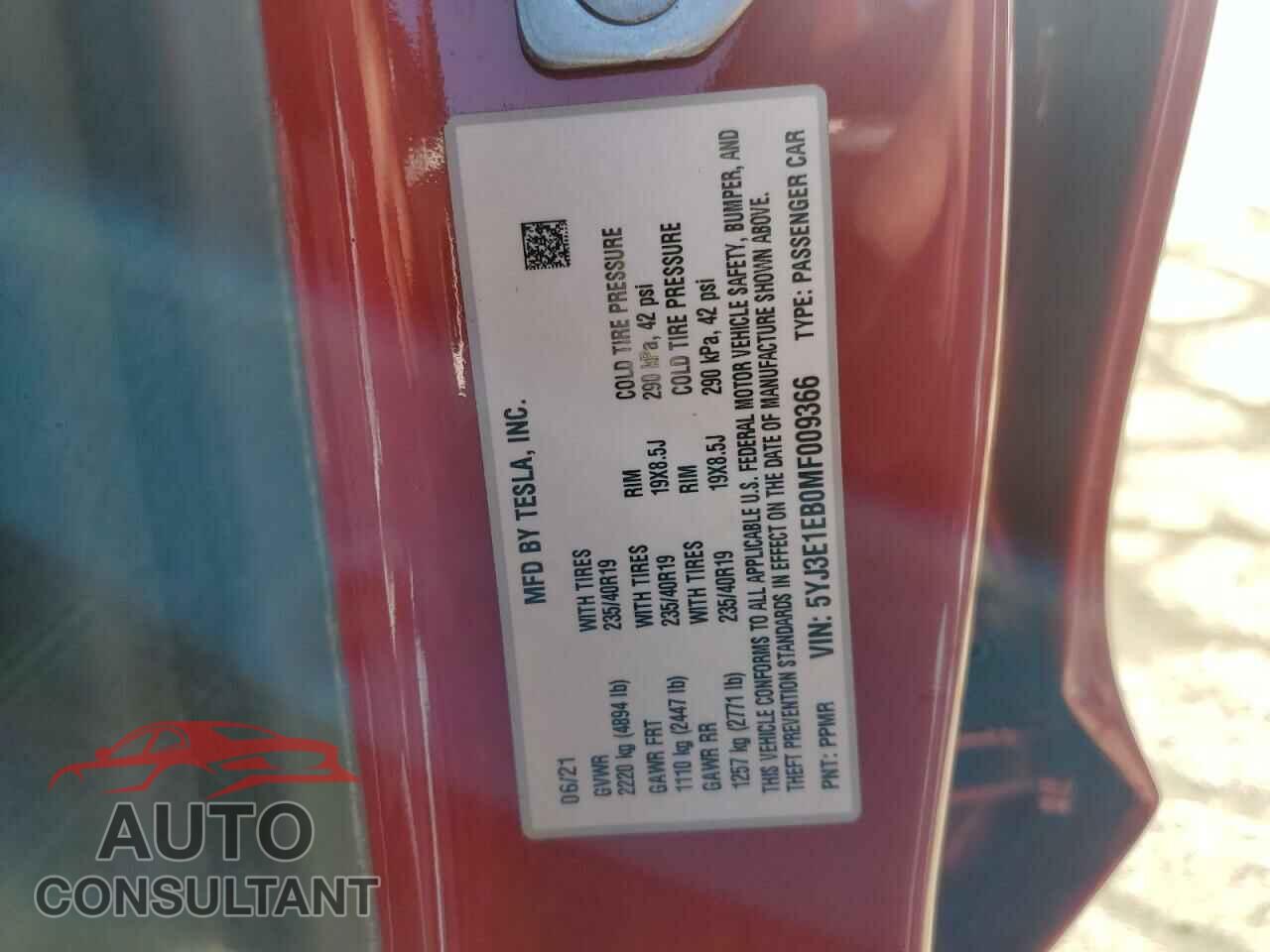 TESLA MODEL 3 2021 - 5YJ3E1EB0MF009366