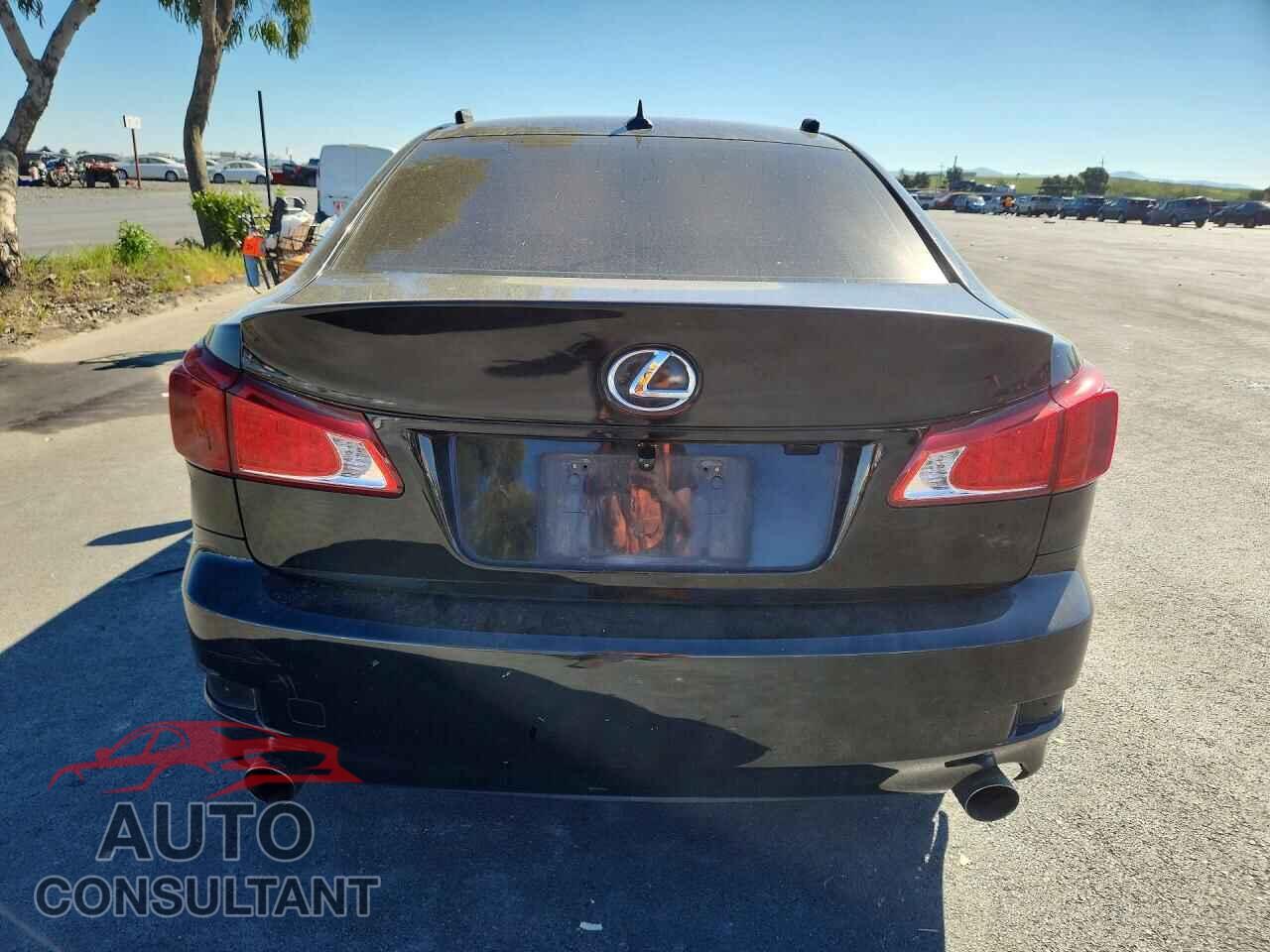 LEXUS IS 2012 - JTHCF5C27C5059185