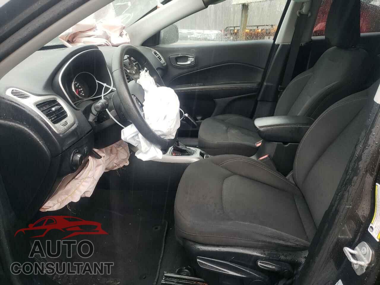 JEEP COMPASS 2017 - 3C4NJDAB3HT688584