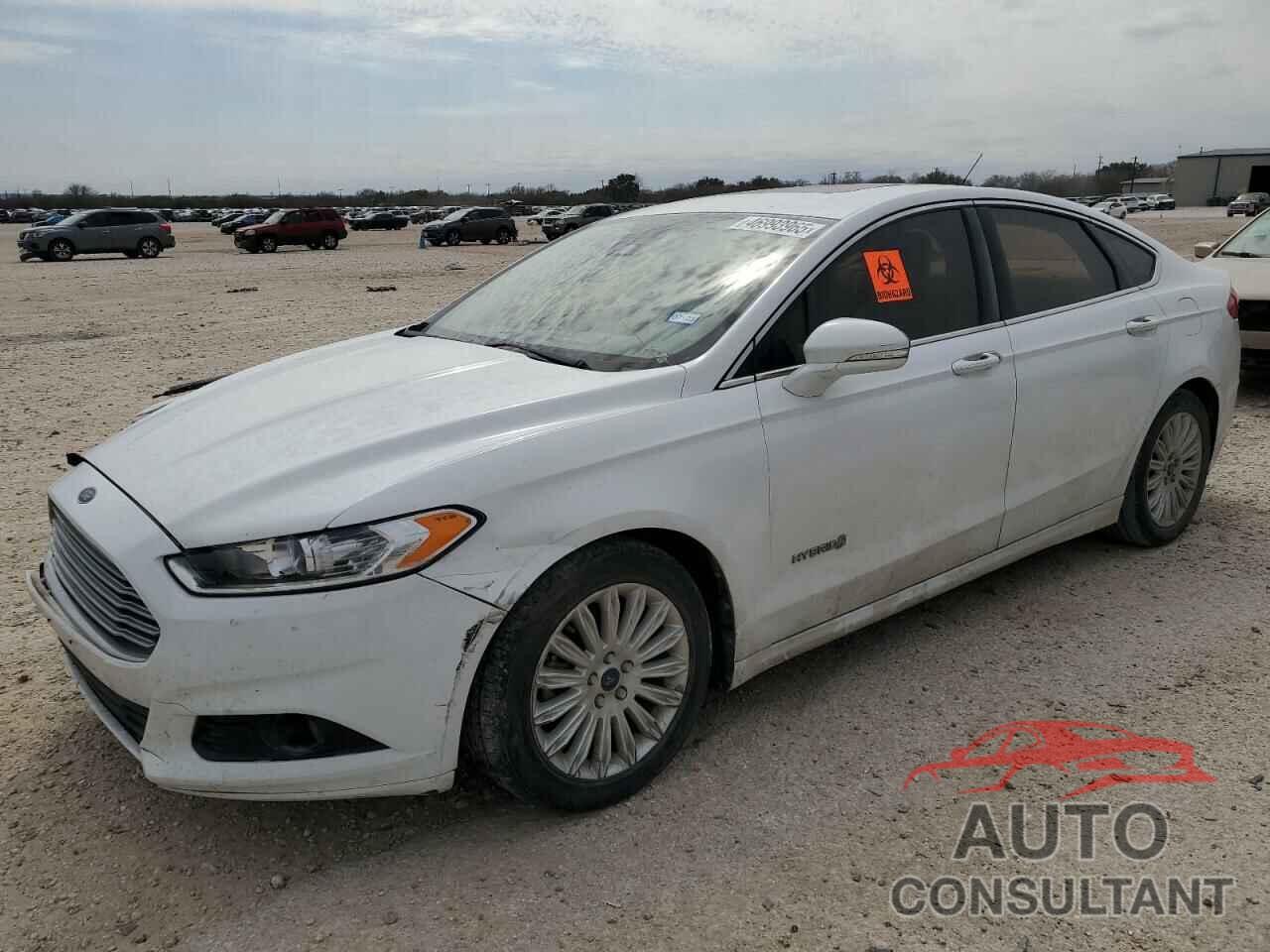 FORD FUSION 2013 - 3FA6P0LU9DR230555