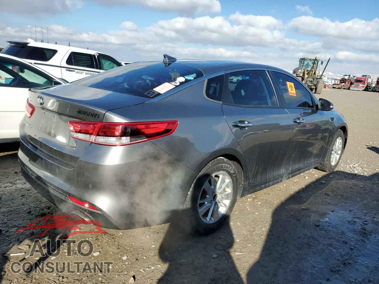 KIA OPTIMA 2018 - 5XXGT4L38JG242585