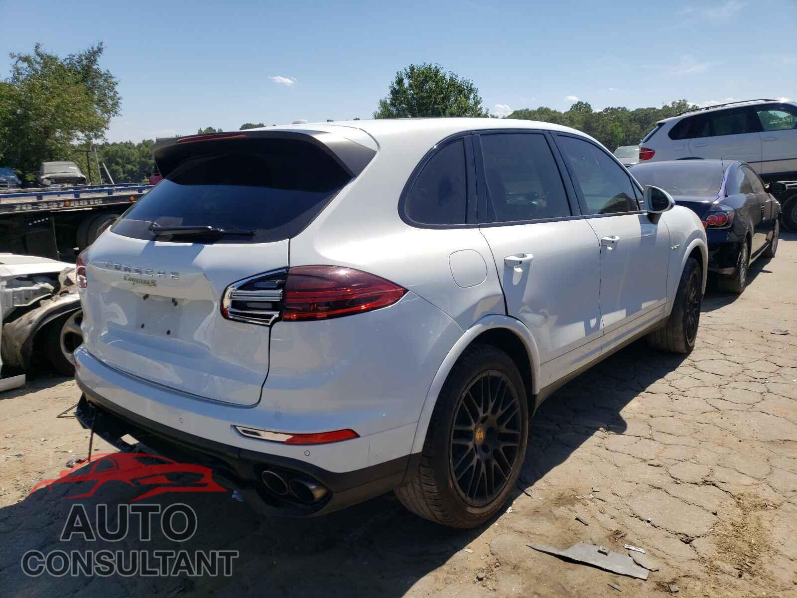 PORSCHE CAYENNE 2017 - WP1AE2A29HLA72843