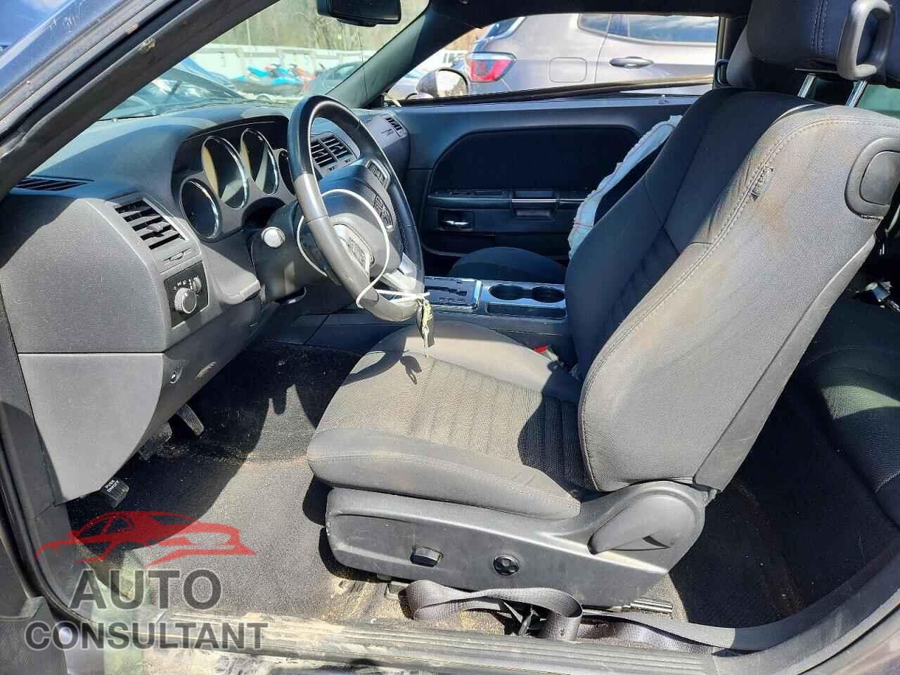 DODGE CHALLENGER 2014 - 2C3CDYAG4EH299415