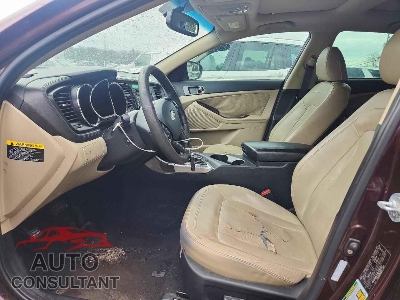 KIA OPTIMA 2011 - KNAGN4A73B5176093