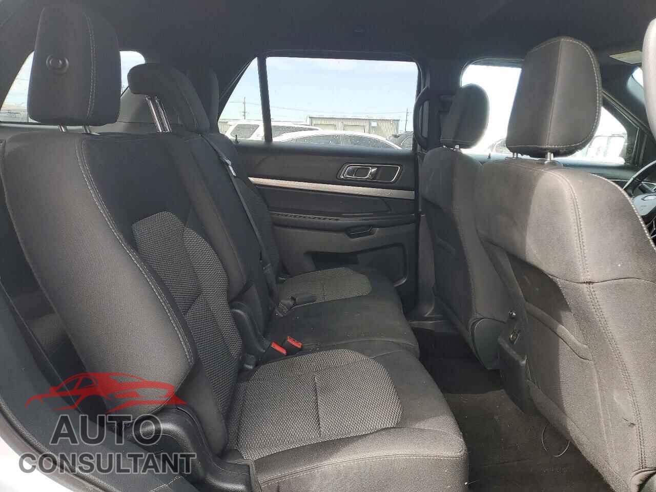 FORD EXPLORER 2018 - 1FM5K8D8XJGB37613