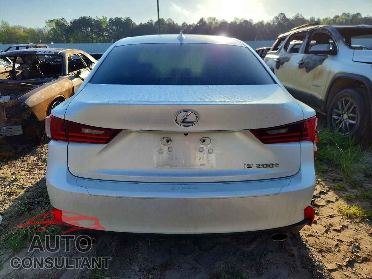 LEXUS IS 2016 - JTHBA1D23G5021461