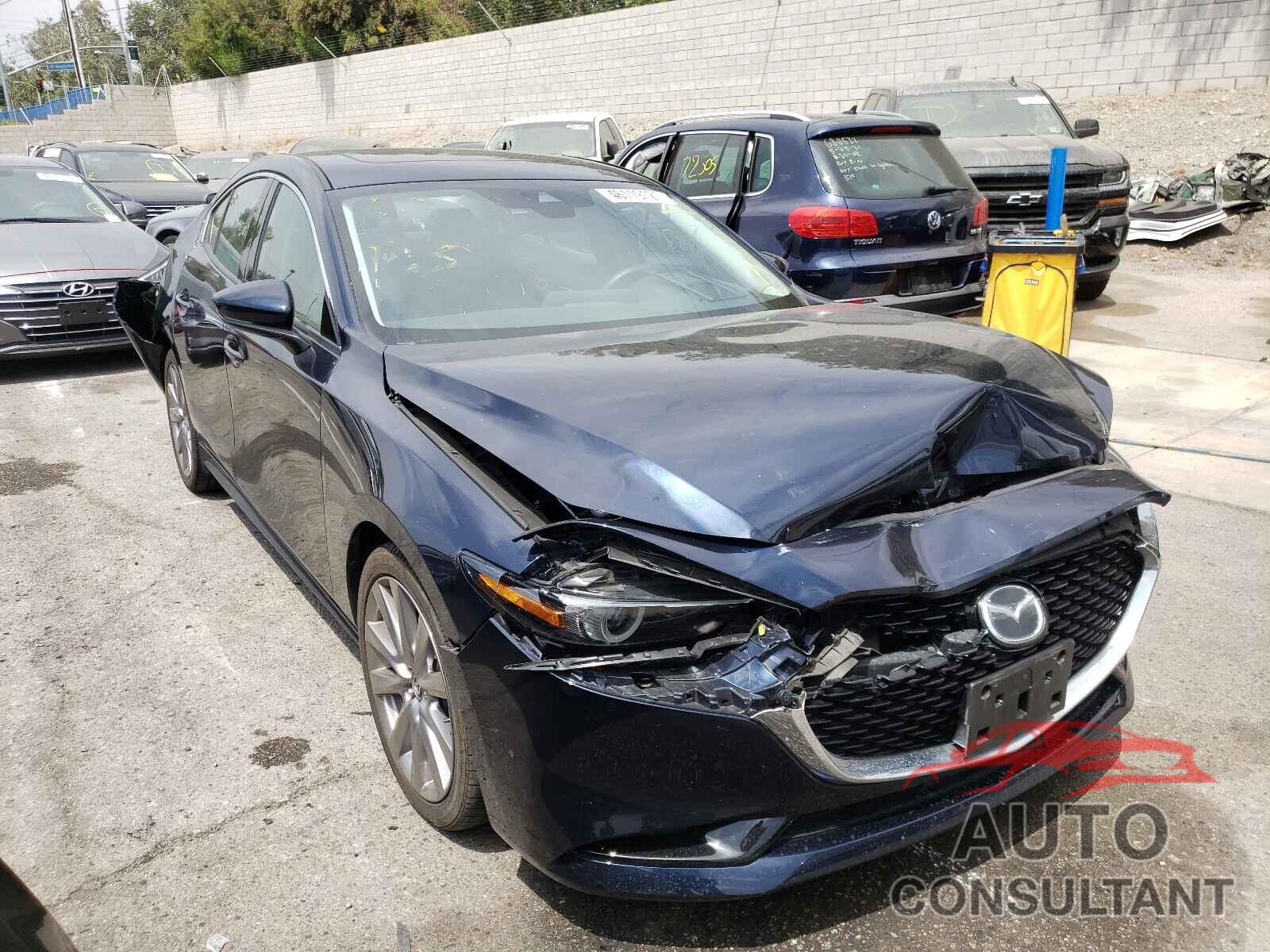 MAZDA 3 2019 - 3MZBPAEM9KM102528