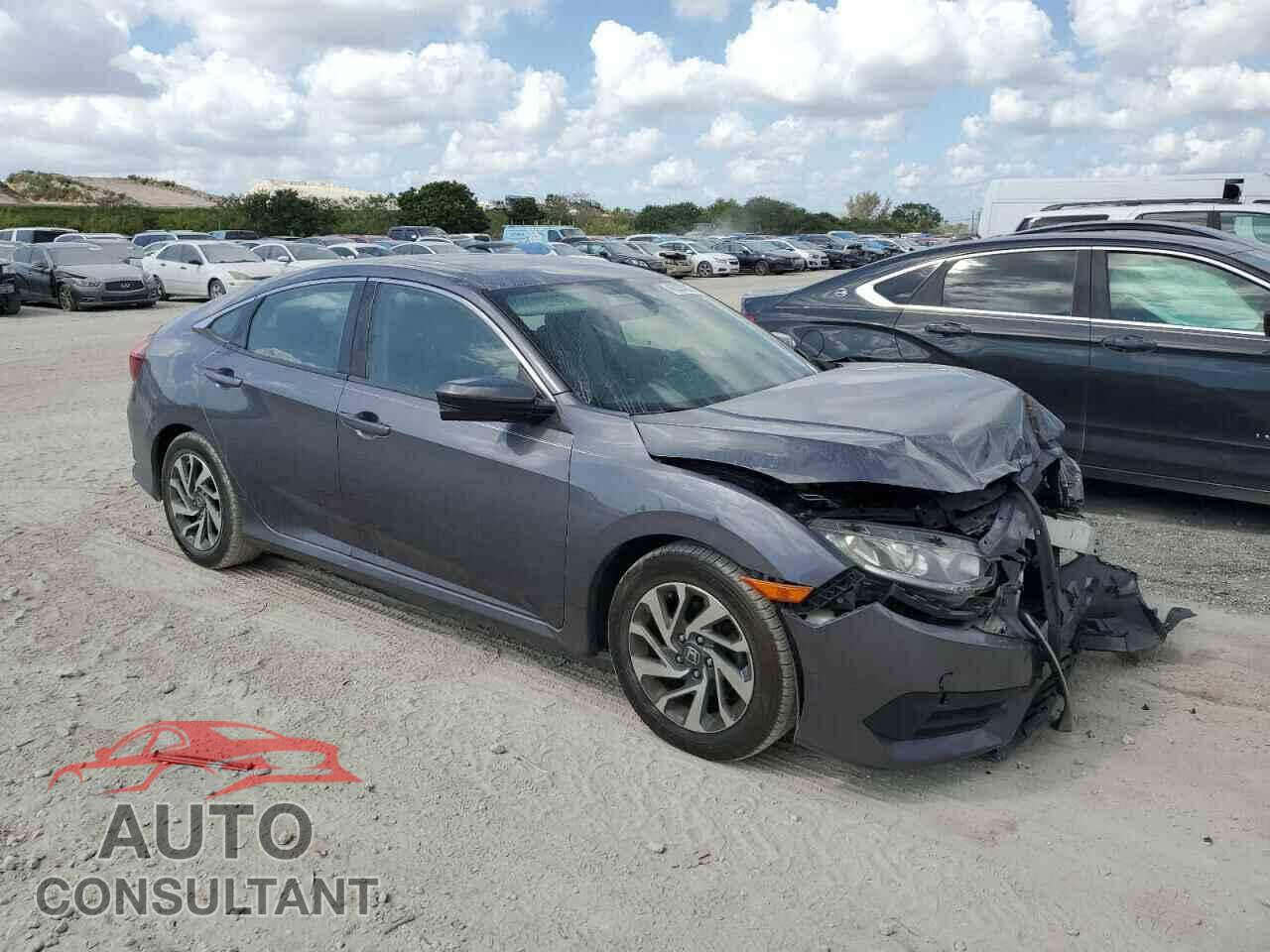 HONDA CIVIC 2017 - 19XFC2F75HE057086