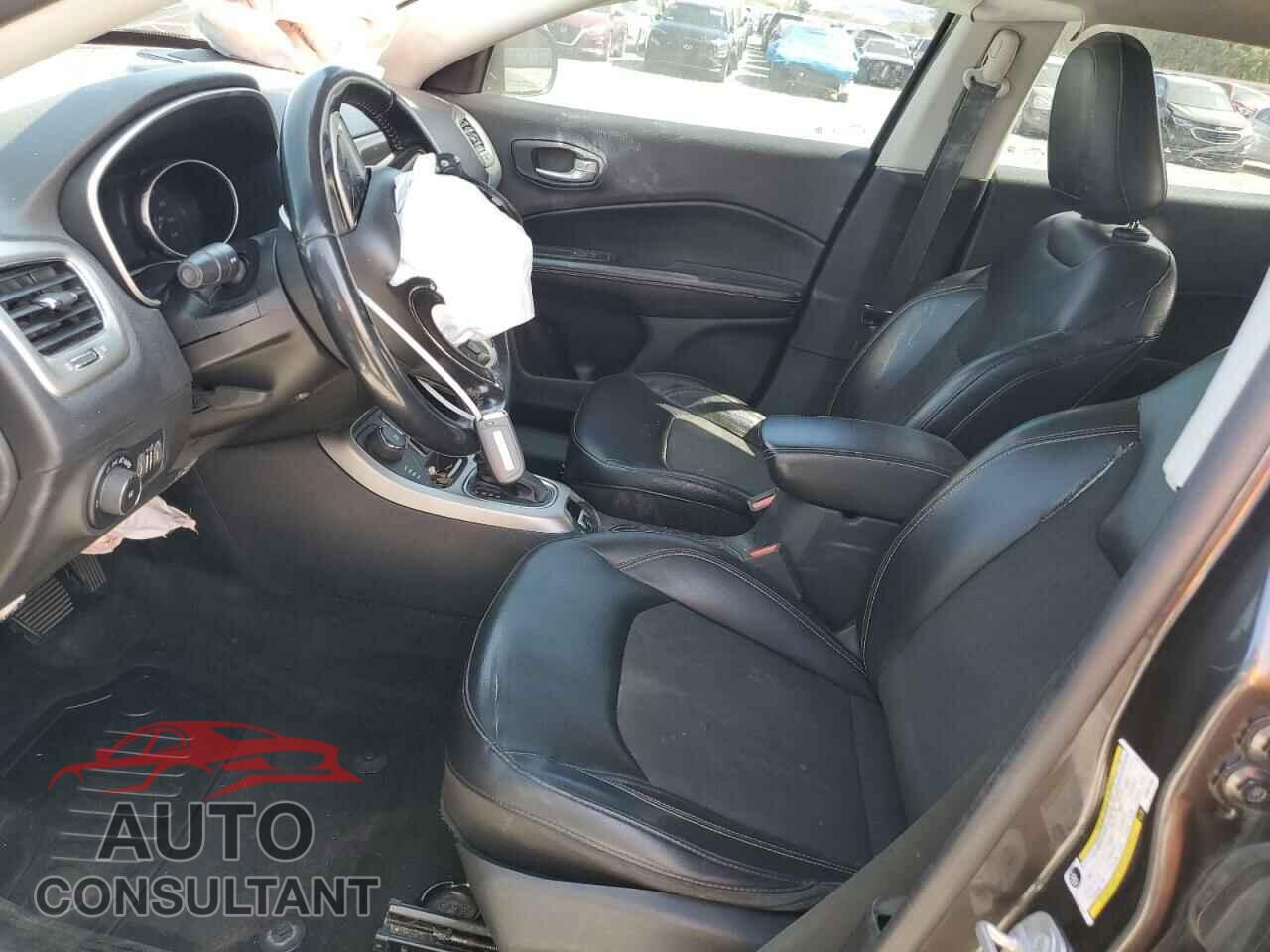 JEEP COMPASS 2017 - 3C4NJDBB2HT681799