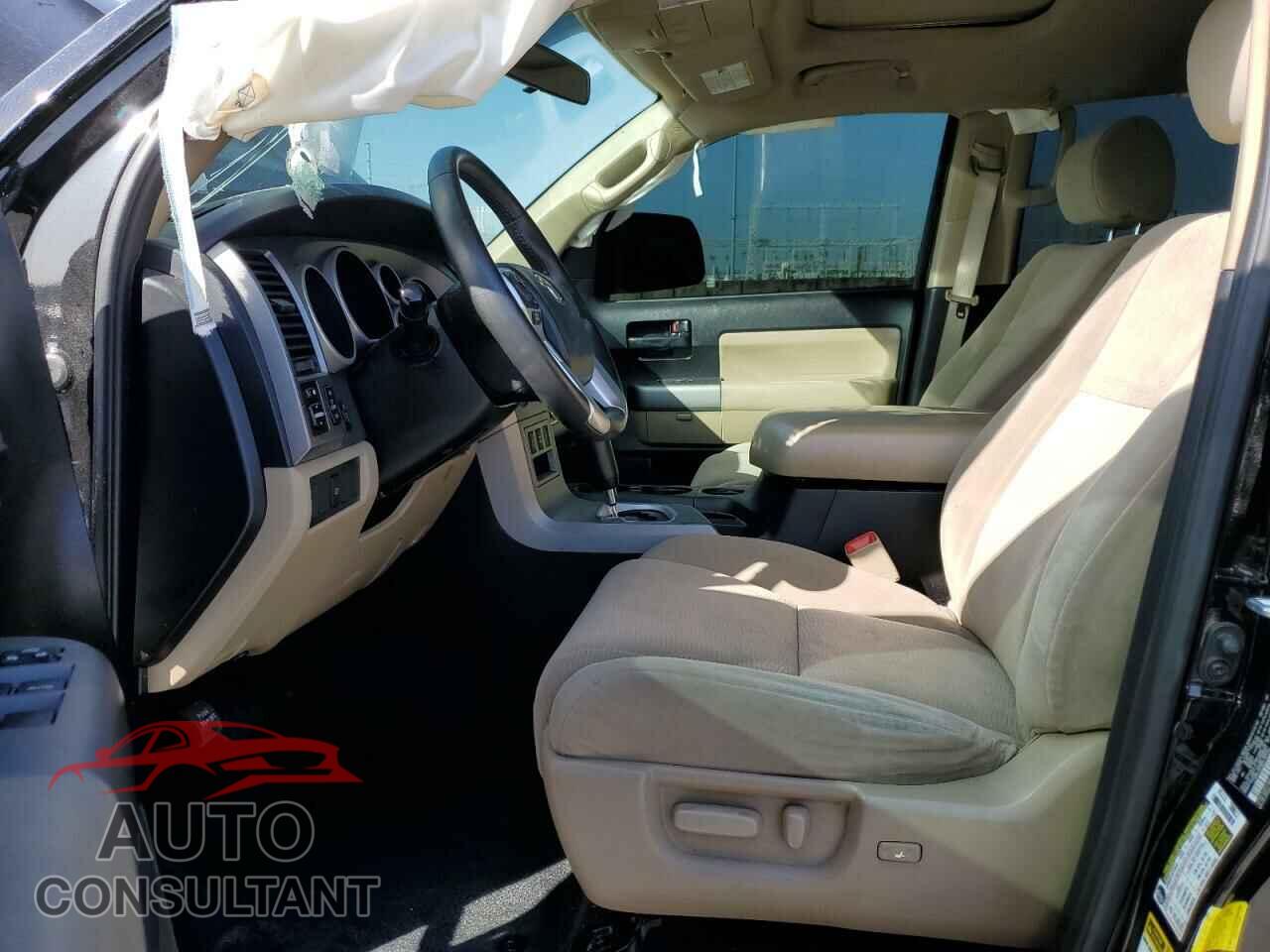 TOYOTA SEQUOIA 2017 - 5TDBY5G16HS154430