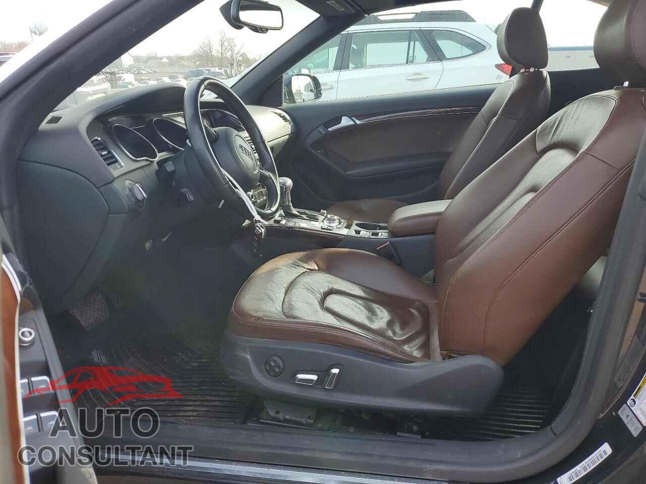 AUDI A5 2013 - WAULFAFH0DN007308