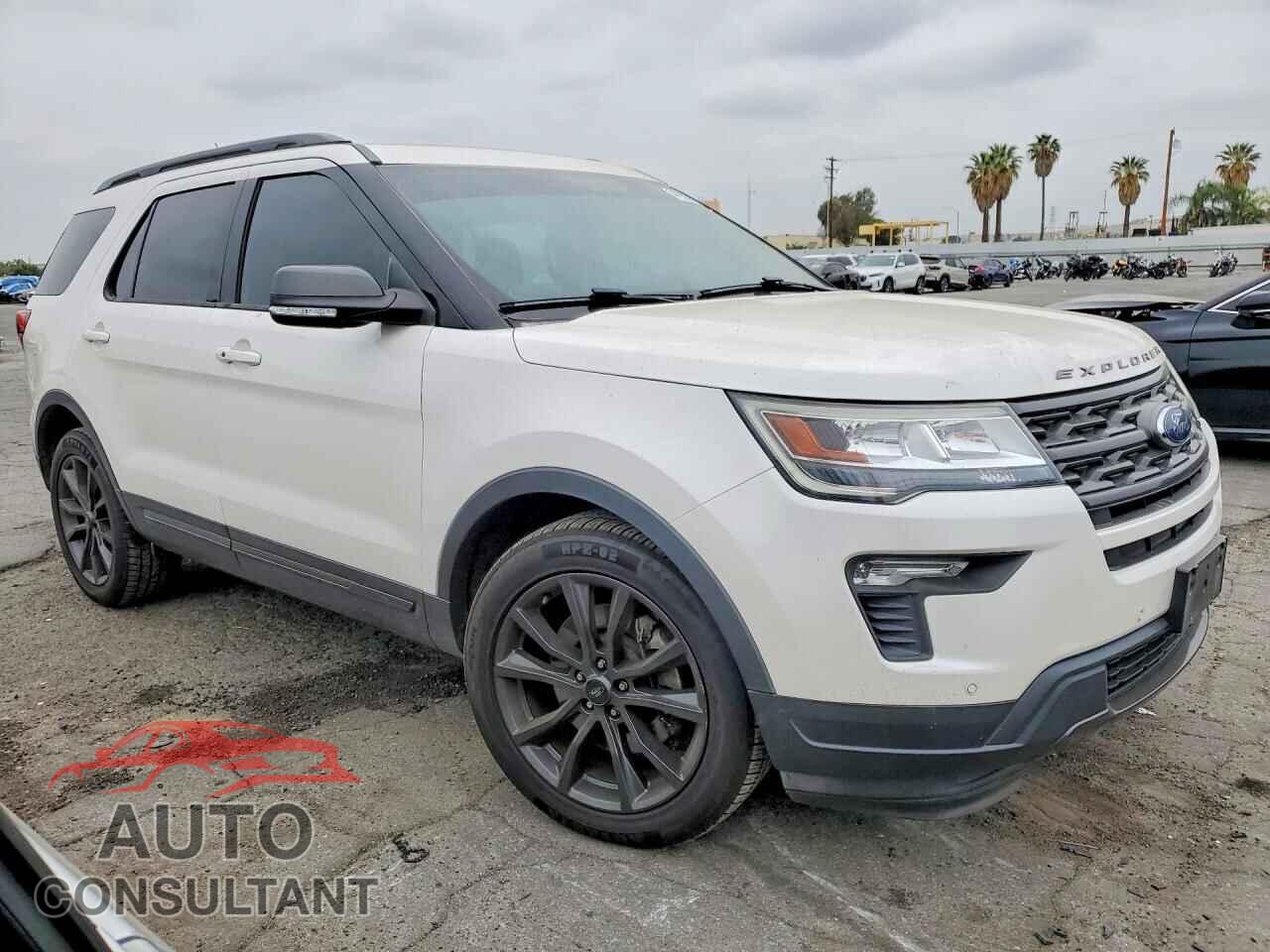 FORD EXPLORER 2018 - 1FM5K7D85JGB31549