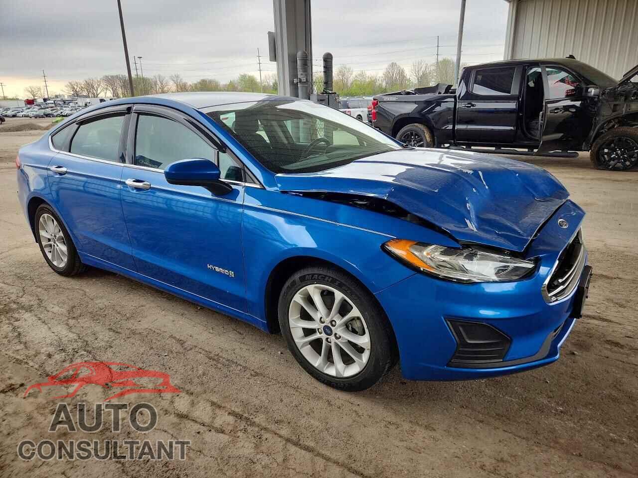 FORD FUSION 2019 - 3FA6P0LU6KR197575
