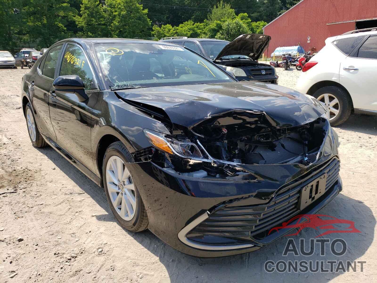 TOYOTA CAMRY 2021 - 4T1C11BK5MU032418