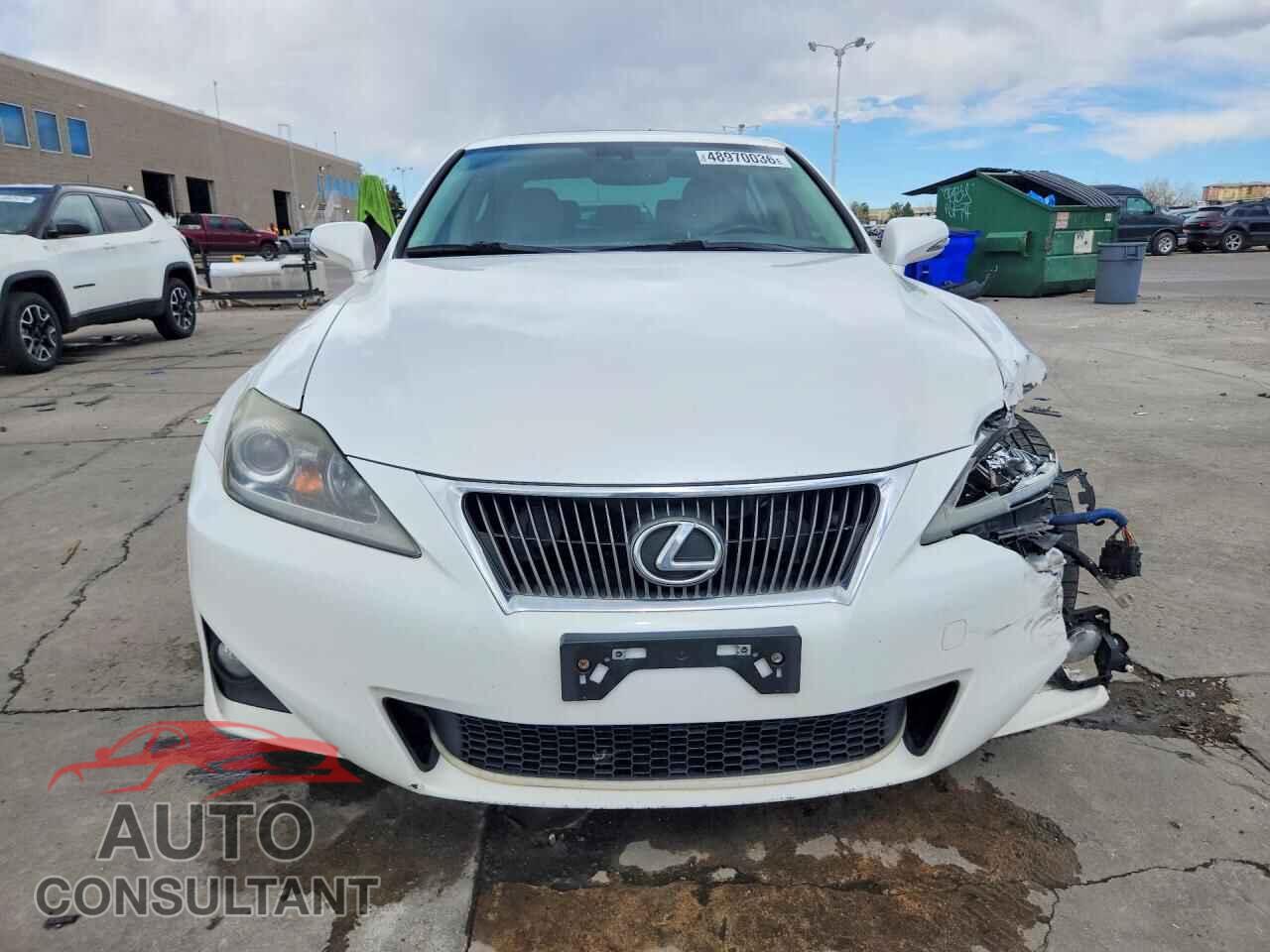 LEXUS IS 2012 - JTHCF5C24C5058107