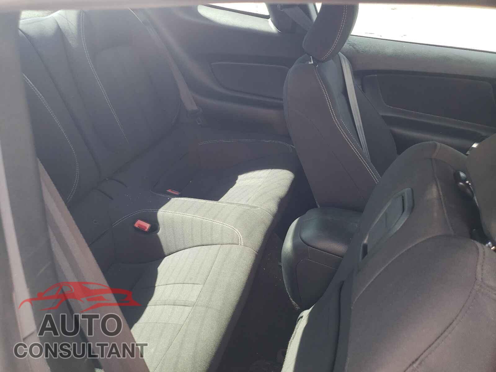 FORD MUSTANG 2019 - 1FA6P8CF8K5116840