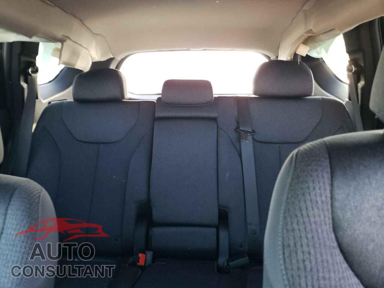 HYUNDAI SANTA FE 2023 - 5NMS14AJ3PH609615