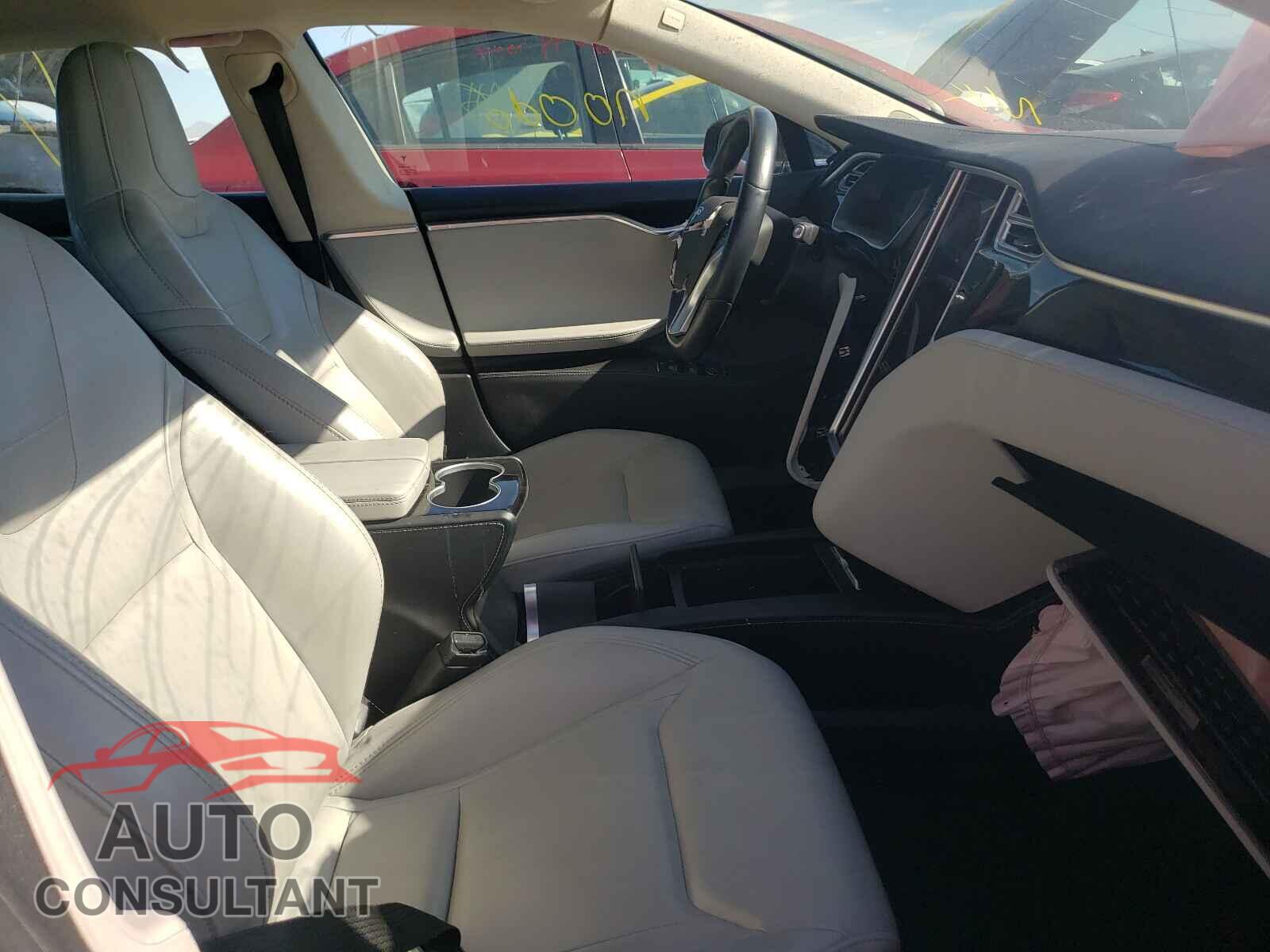 TESLA MODEL S 2016 - 5YJSA1E15GF173019