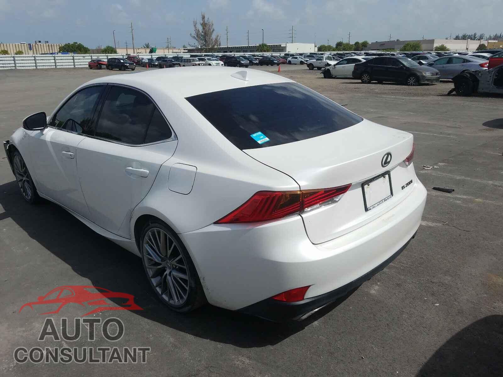 LEXUS IS 2017 - JTHBA1D27H5050589